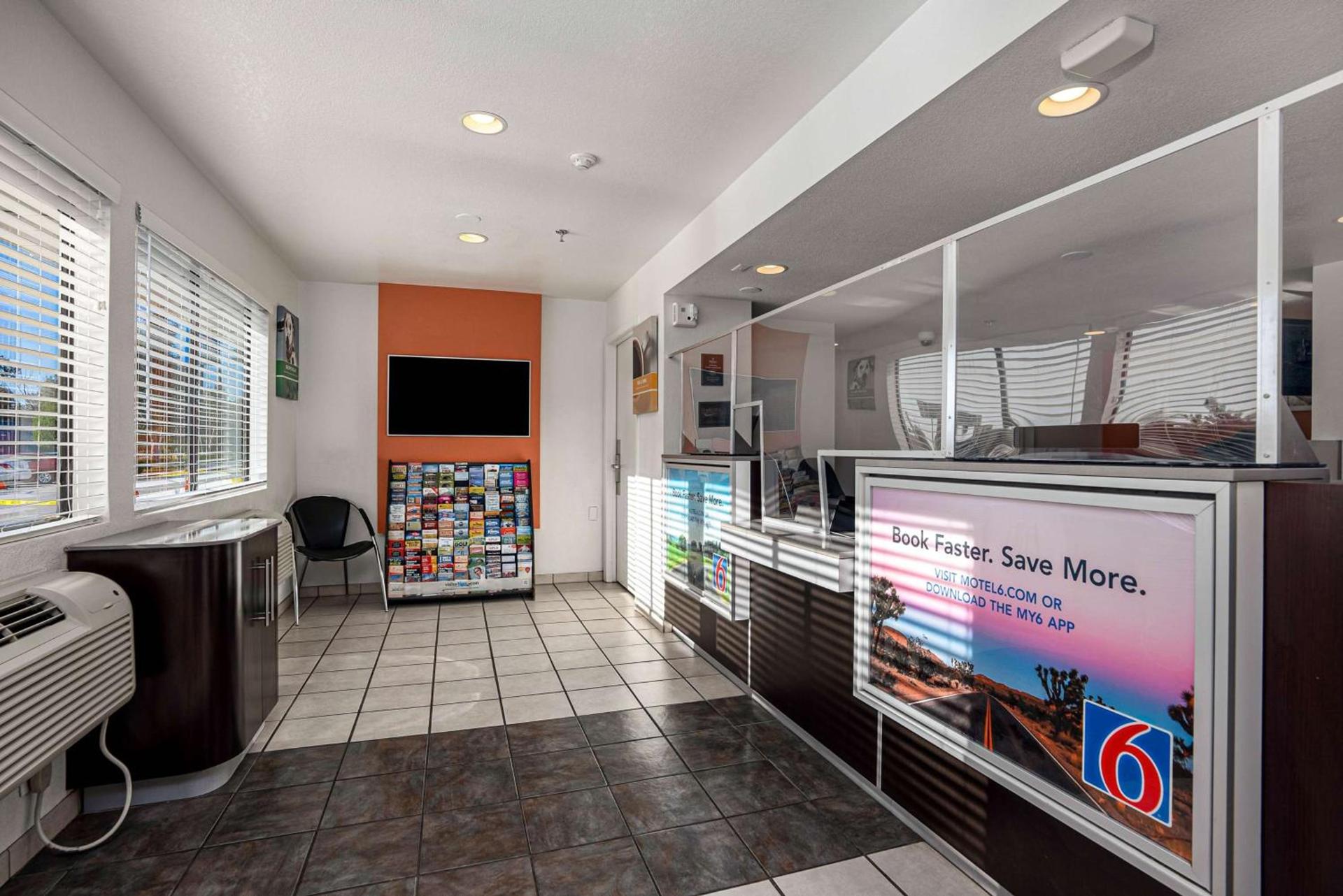 Motel 6-Temecula, CA - Historic Old Town photo 23