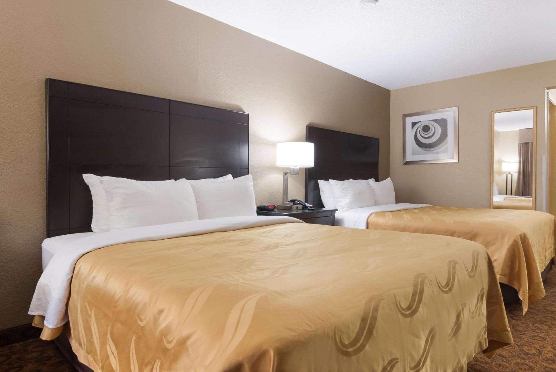 Quality Inn Magnolia photo 22