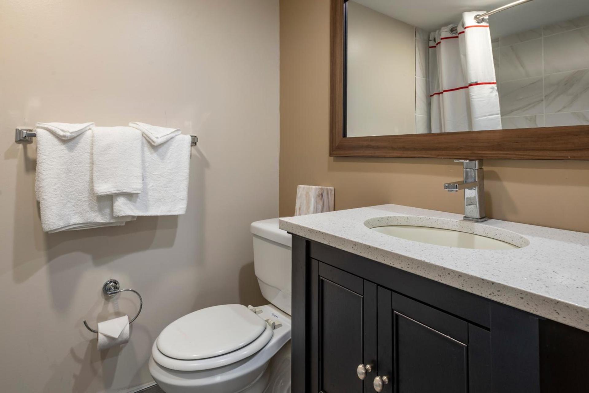 Rodeway Inn Oceanview photo 60