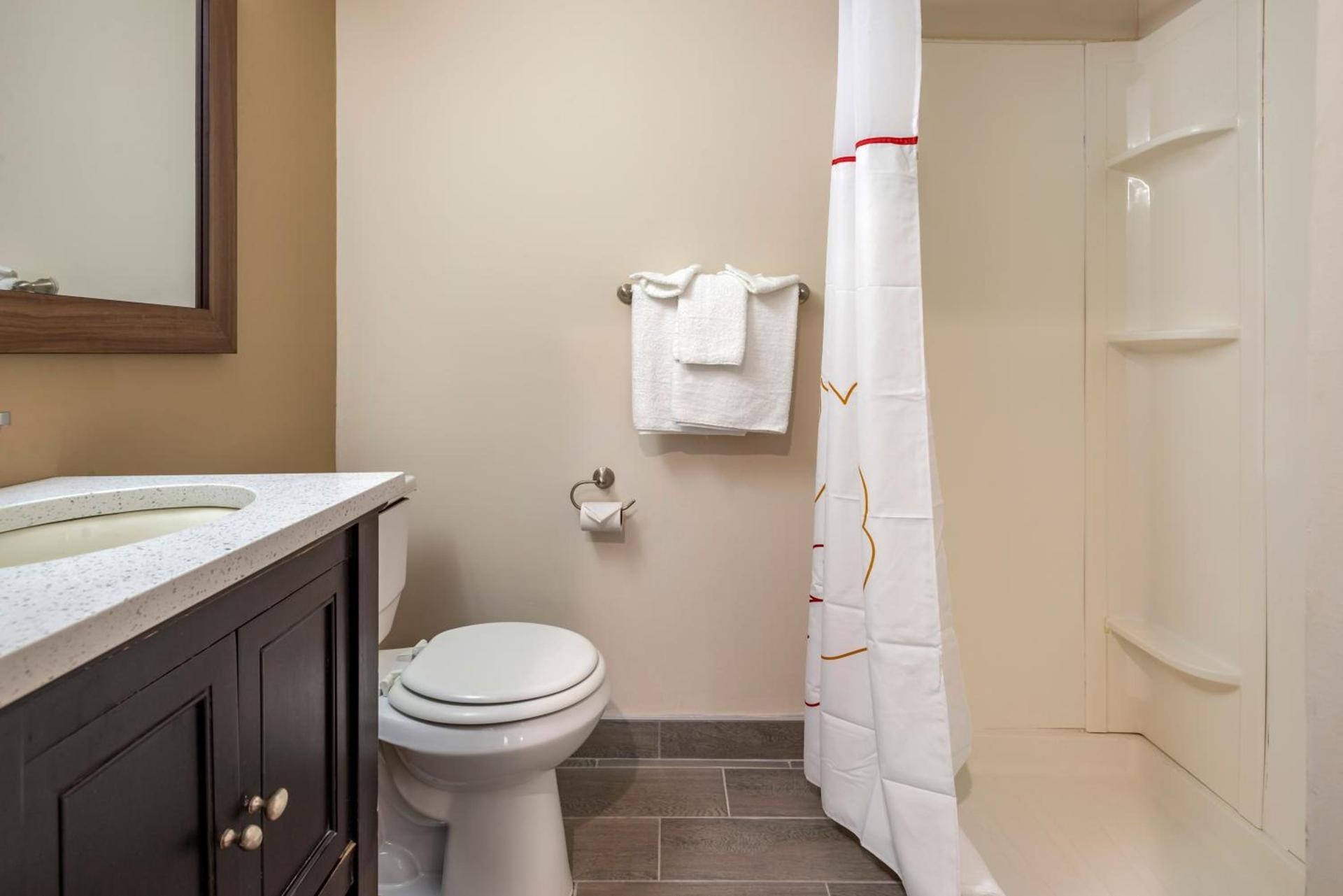 Rodeway Inn Oceanview photo 57