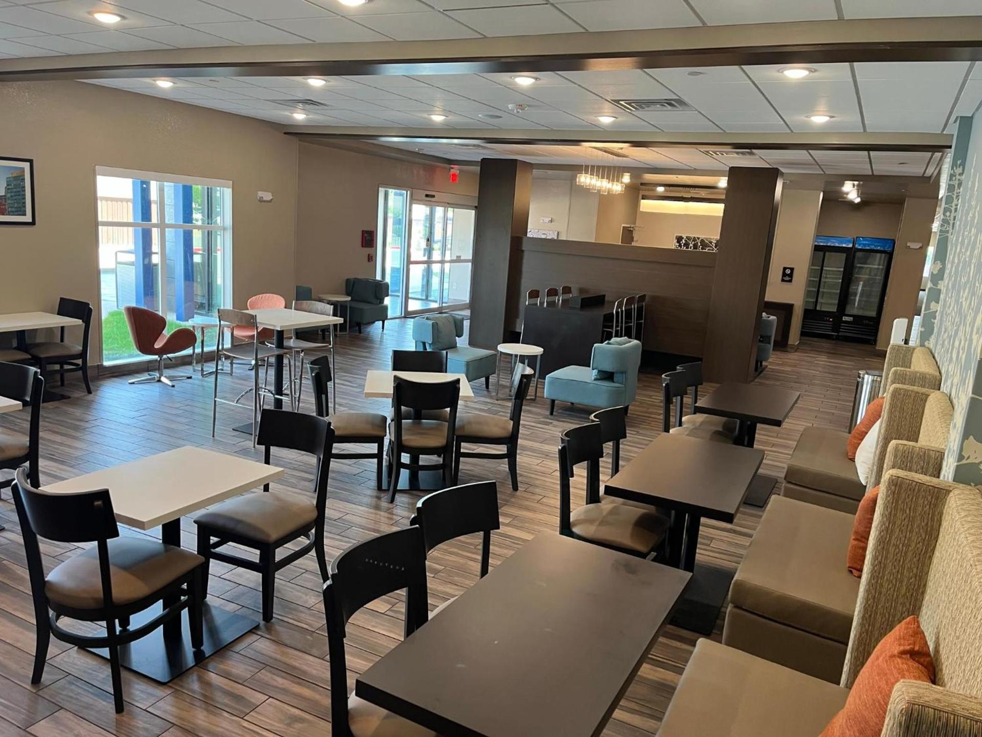 MainStay Suites Dallas Northwest - Irving photo 37