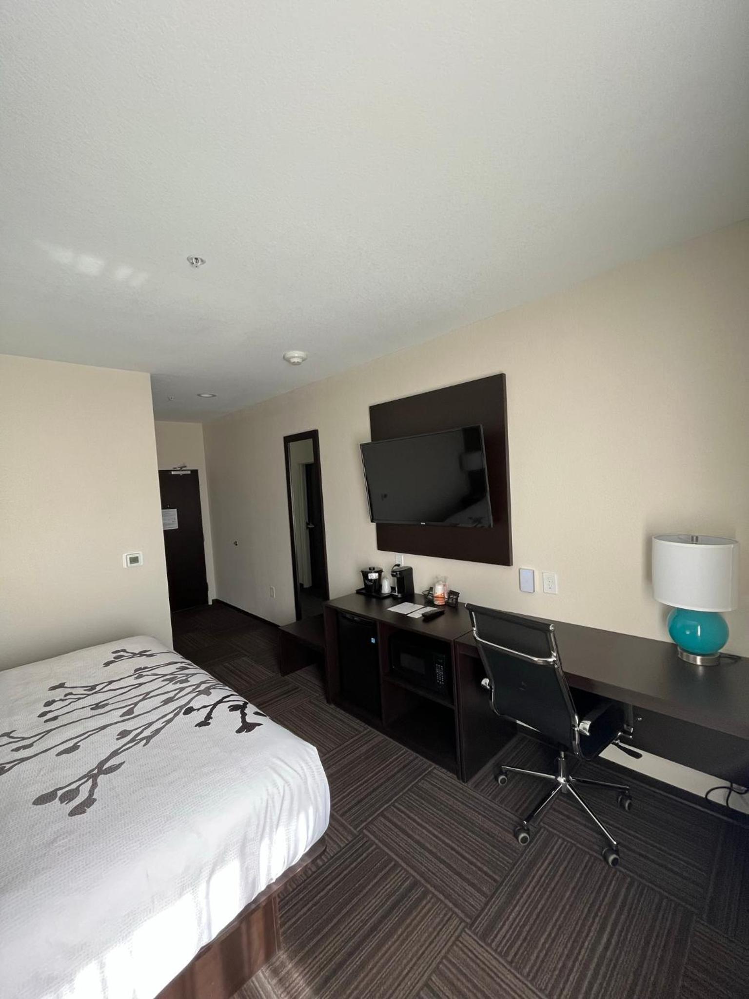 Sleep Inn Dallas Northwest - Irving photo 46