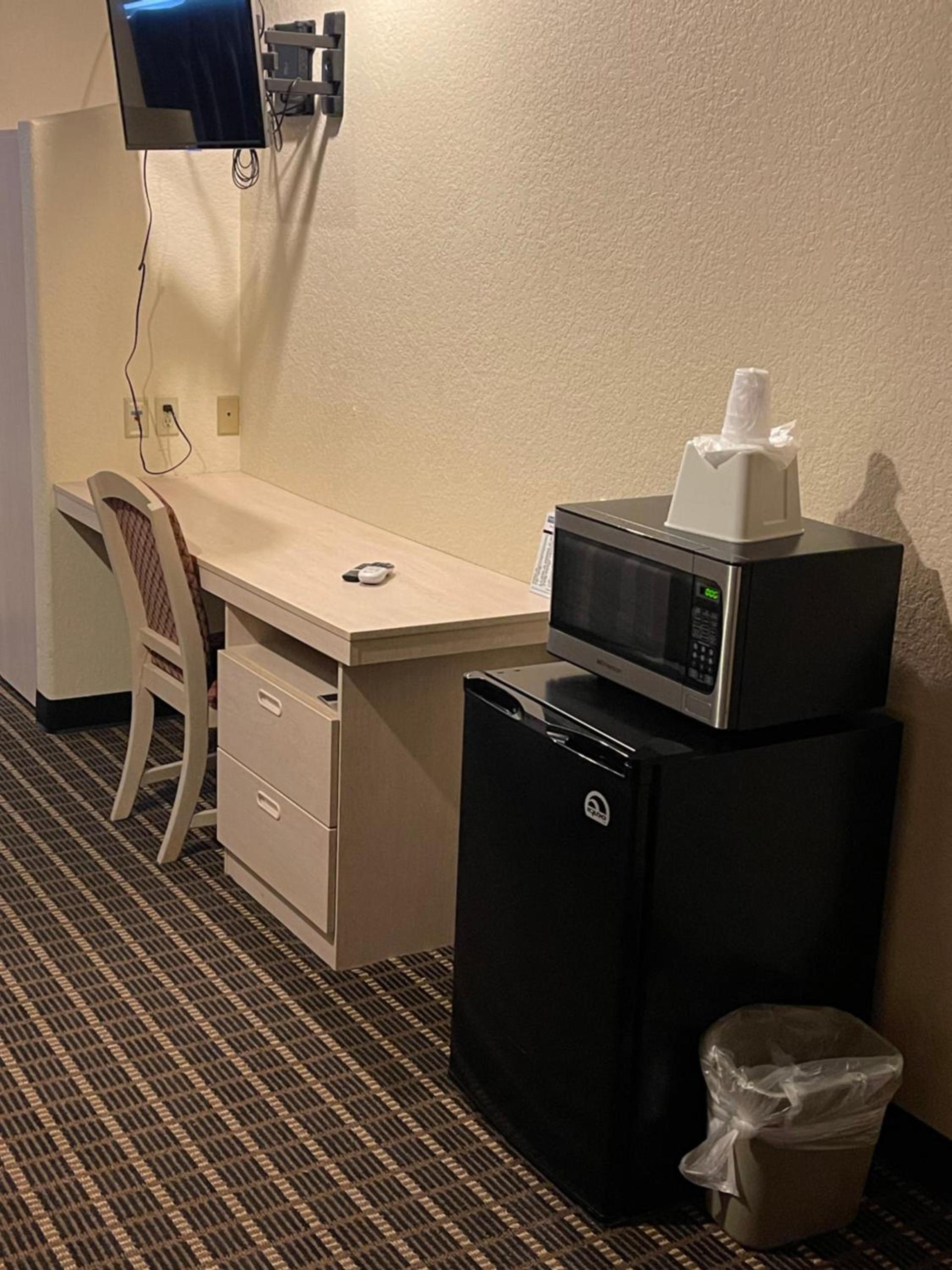 Chadron Inn & Suites photo 22