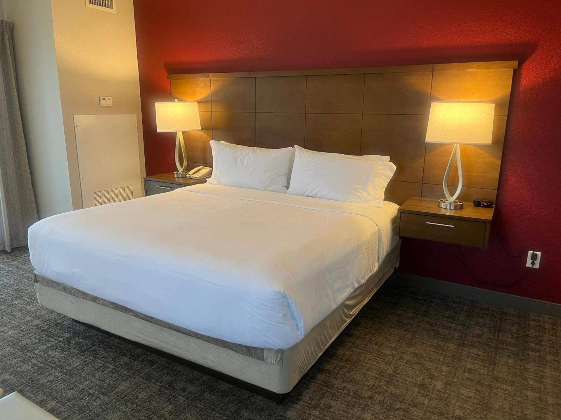 Staybridge Suites San Antonio Downtown Convention Center by IHG photo 19
