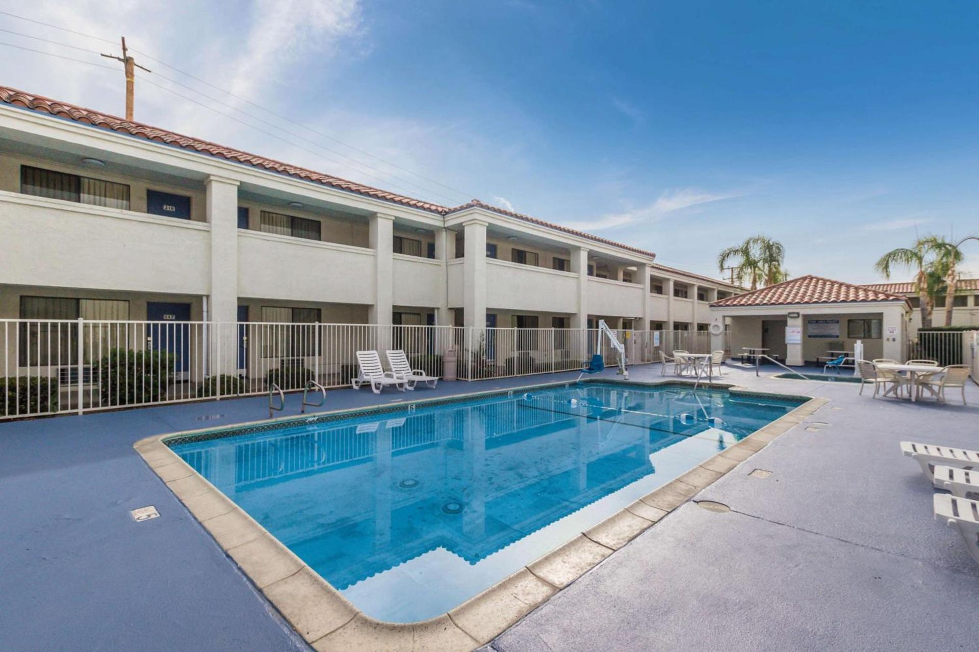 Motel 6 Hemet photo 3