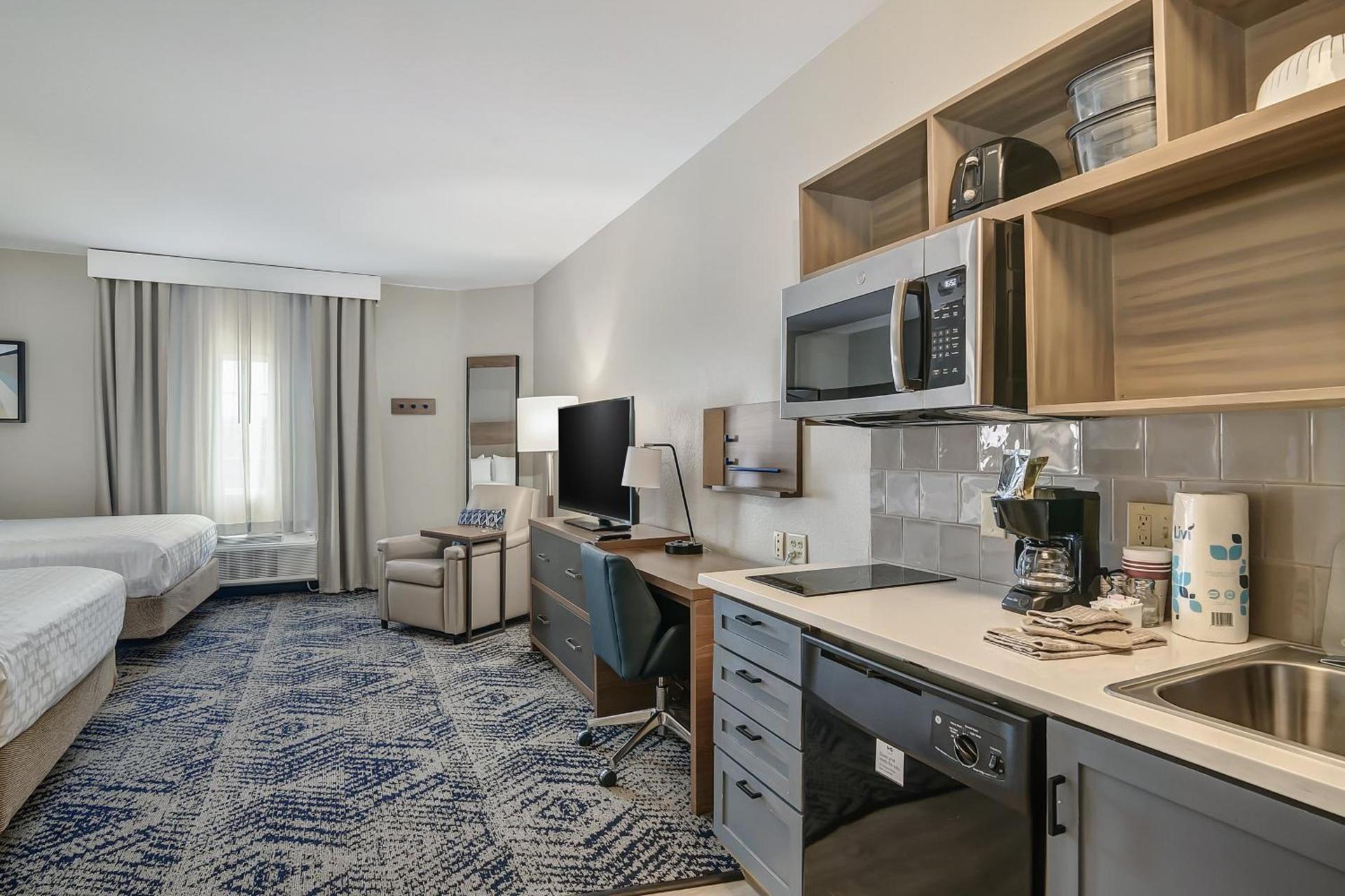Candlewood Suites Longview by IHG photo 7