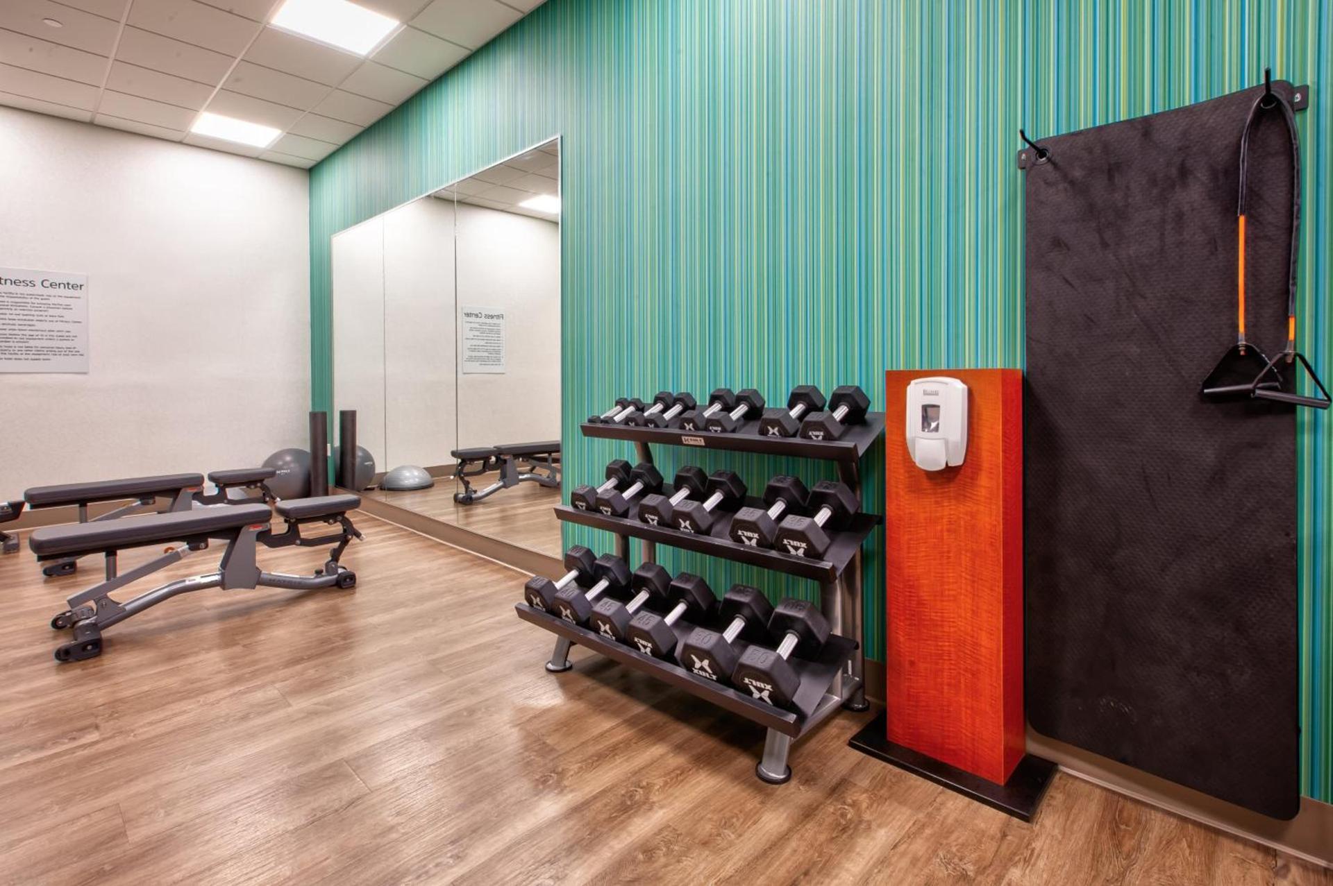Holiday Inn Express & Suites VA Beach Oceanfront by IHG photo 22