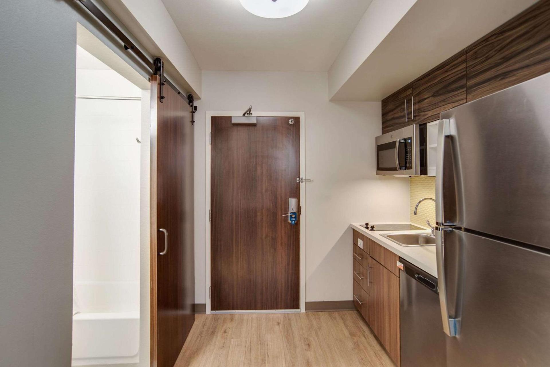 MainStay Suites Carlisle - Harrisburg photo 17