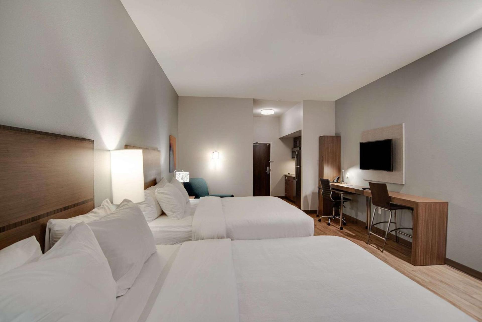MainStay Suites Carlisle - Harrisburg photo 20
