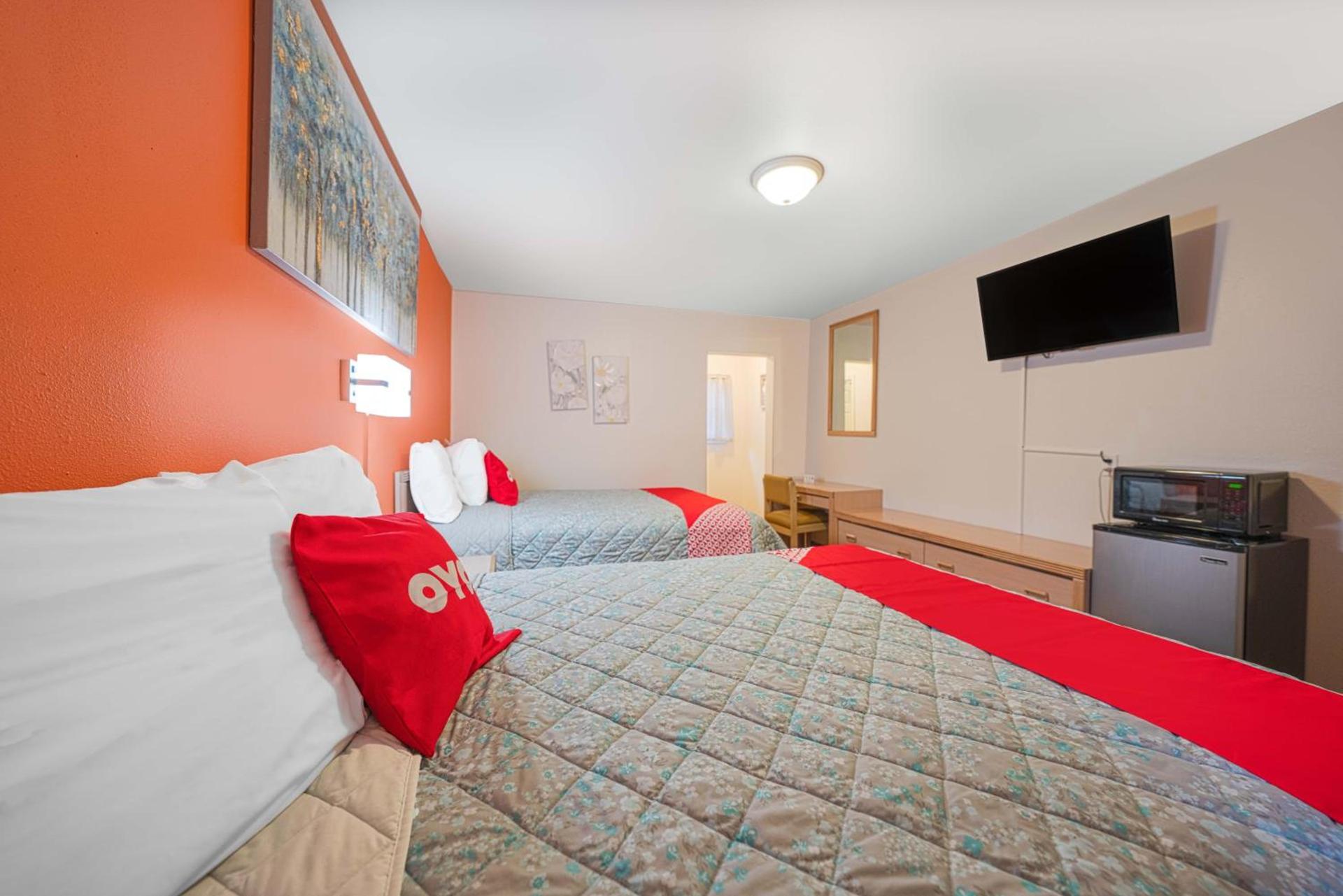Royal Gateway Motel photo 7