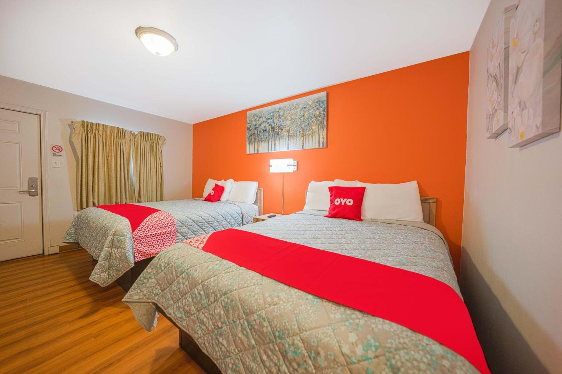 Royal Gateway Motel photo 3