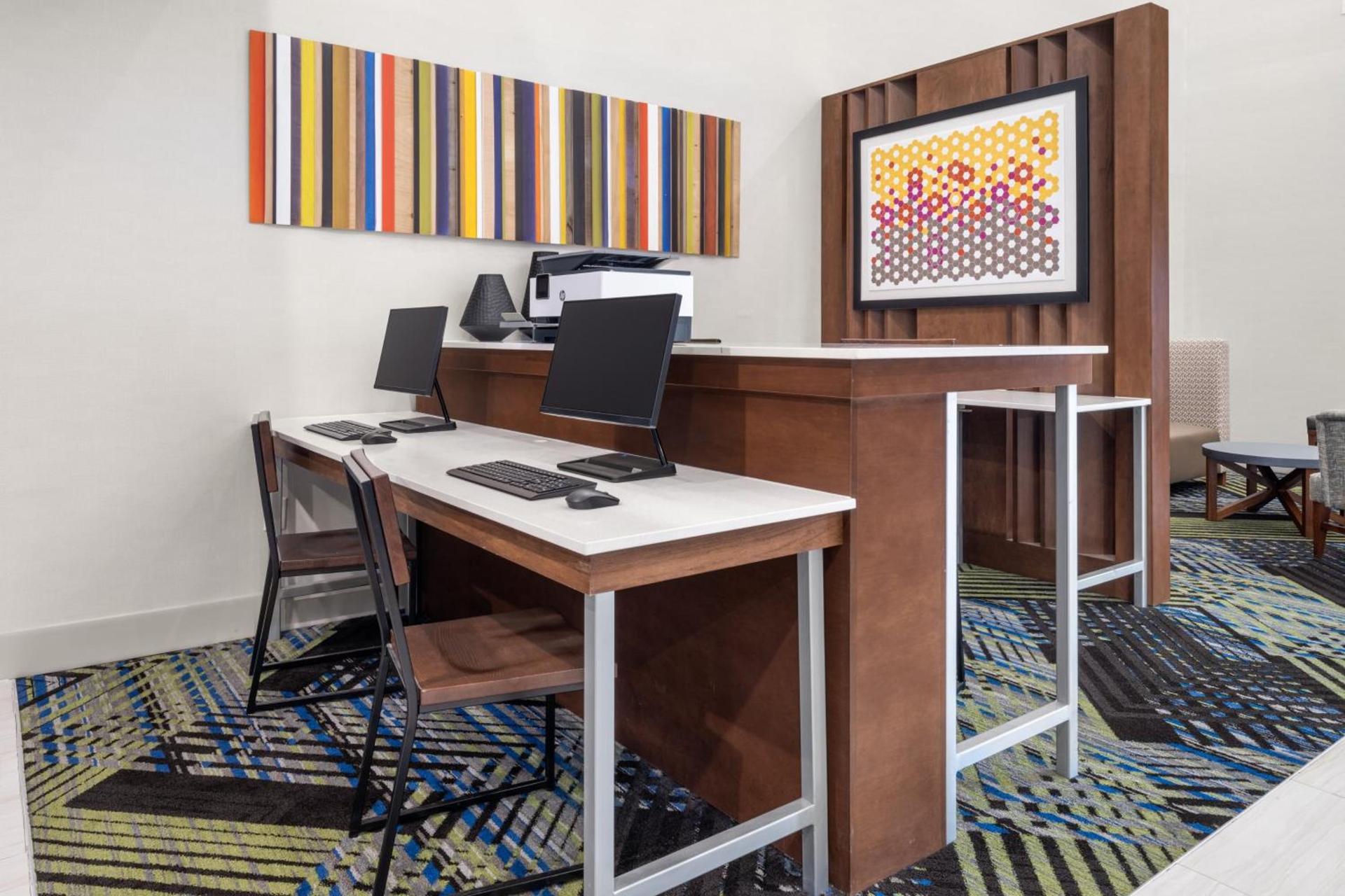 Holiday Inn Express & Suites Graham by IHG photo 5