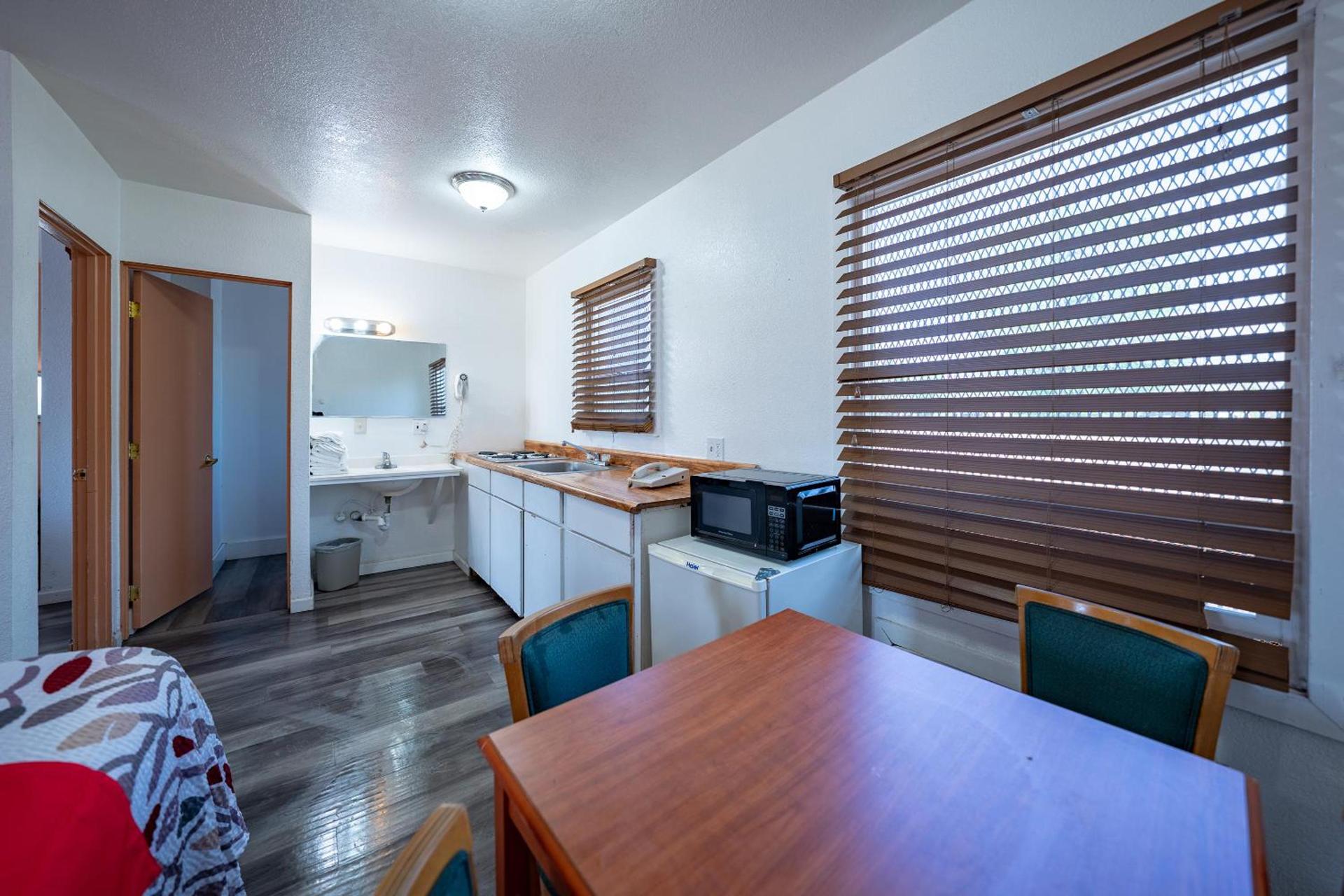 Budget Inn Madras by OYO photo 6
