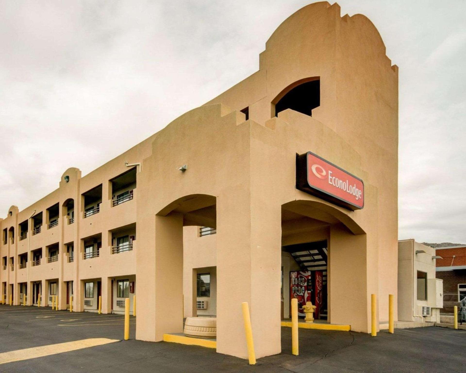 Econo Lodge Albuquerque East photo 4
