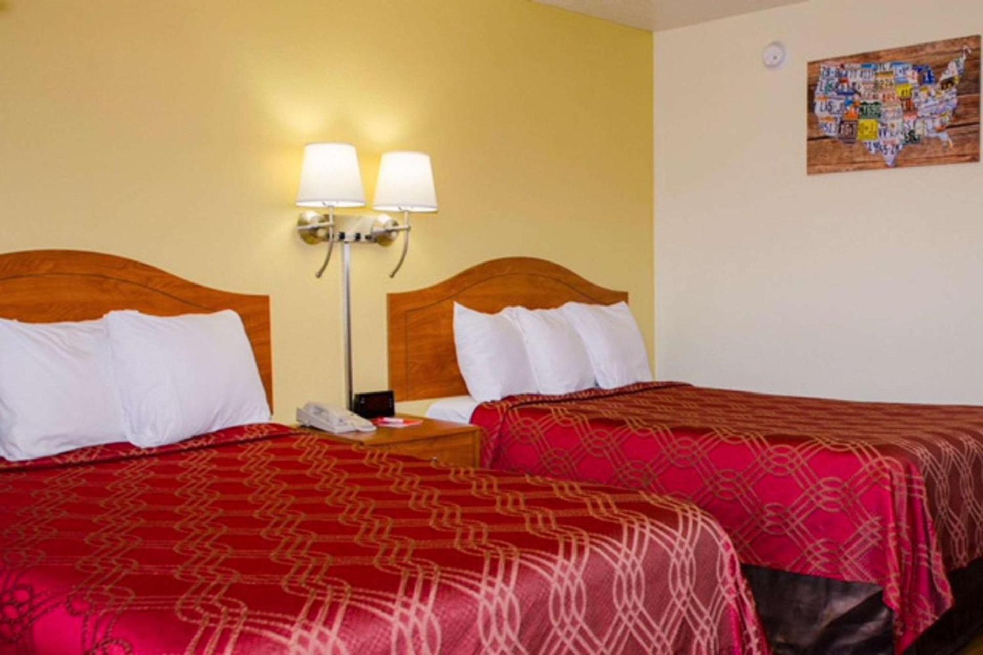 Econo Lodge Albuquerque East photo 9