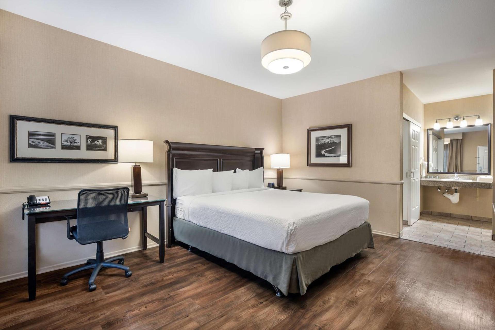 Best Western Corona Hotel & Suites photo 16