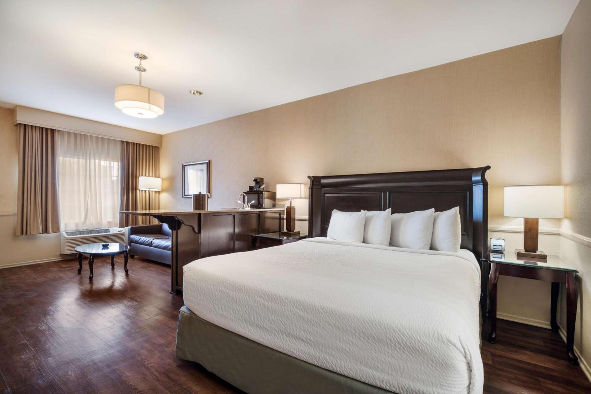 Best Western Corona Hotel & Suites photo 21