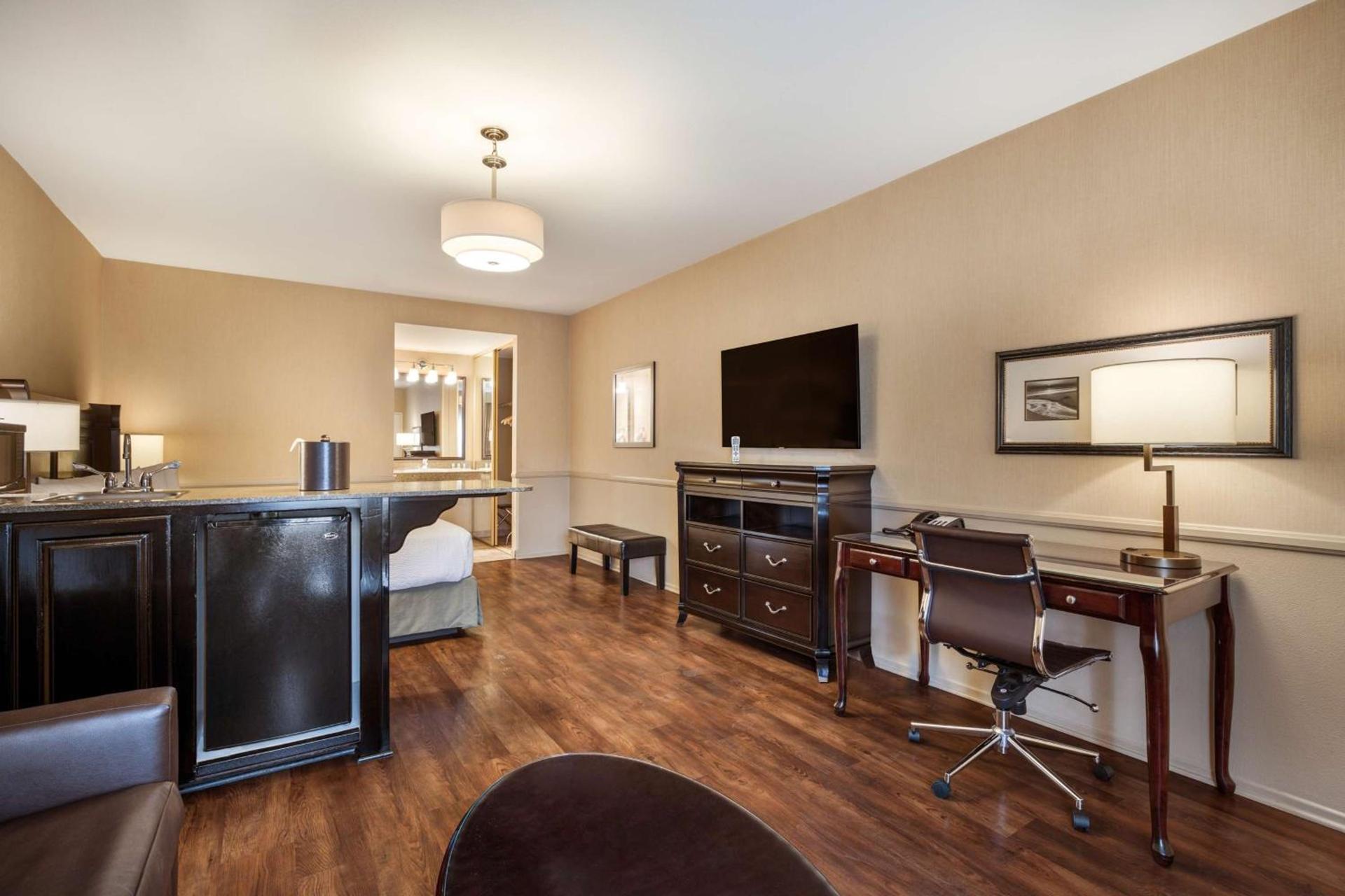 Best Western Corona Hotel & Suites photo 22