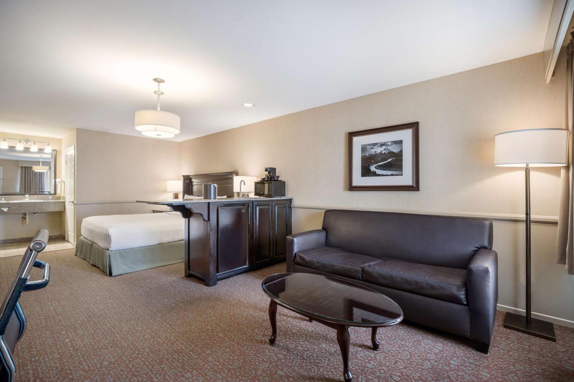 Best Western Corona Hotel & Suites photo 23