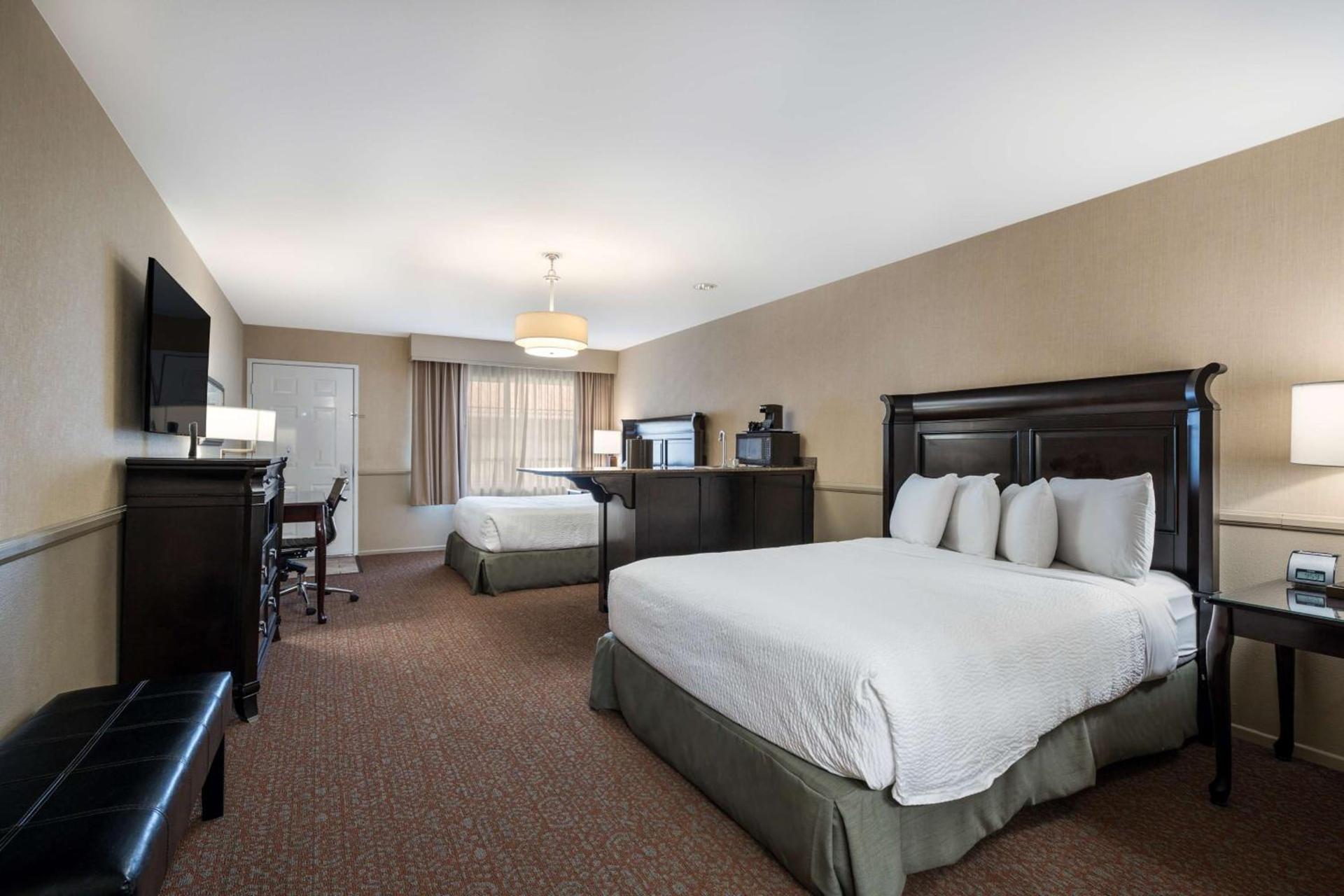 Best Western Corona Hotel & Suites photo 29