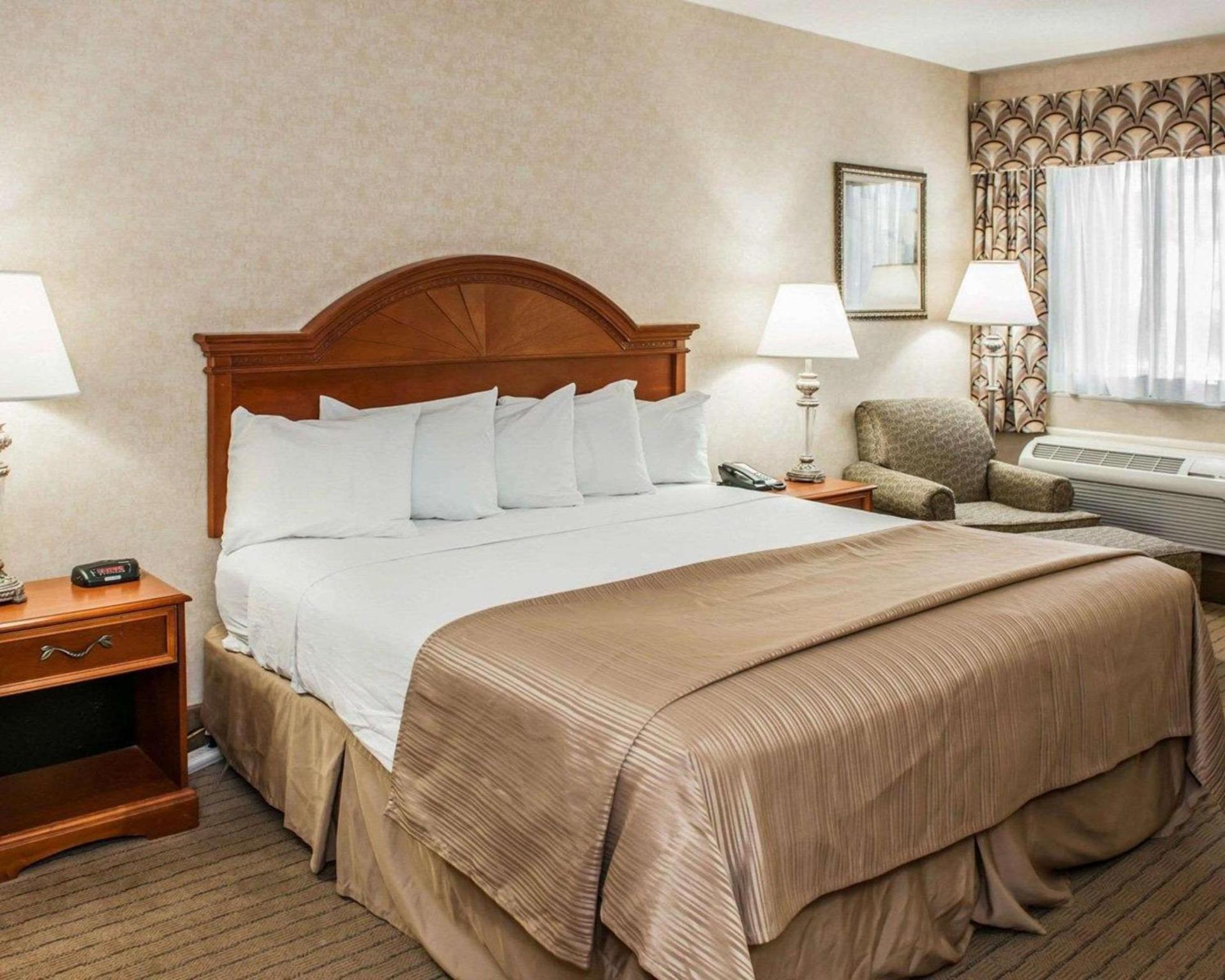 Quality Inn Castleton photo 5