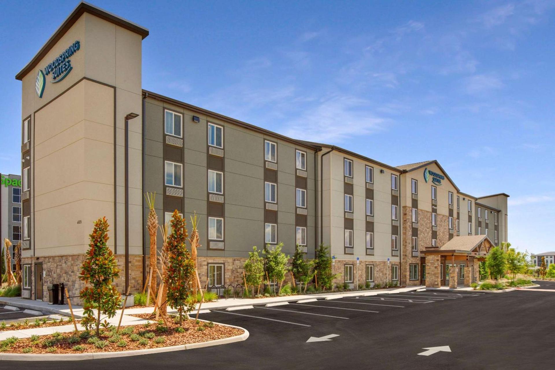 WoodSpring Suites Orlando I-4 & Convention Center photo 5