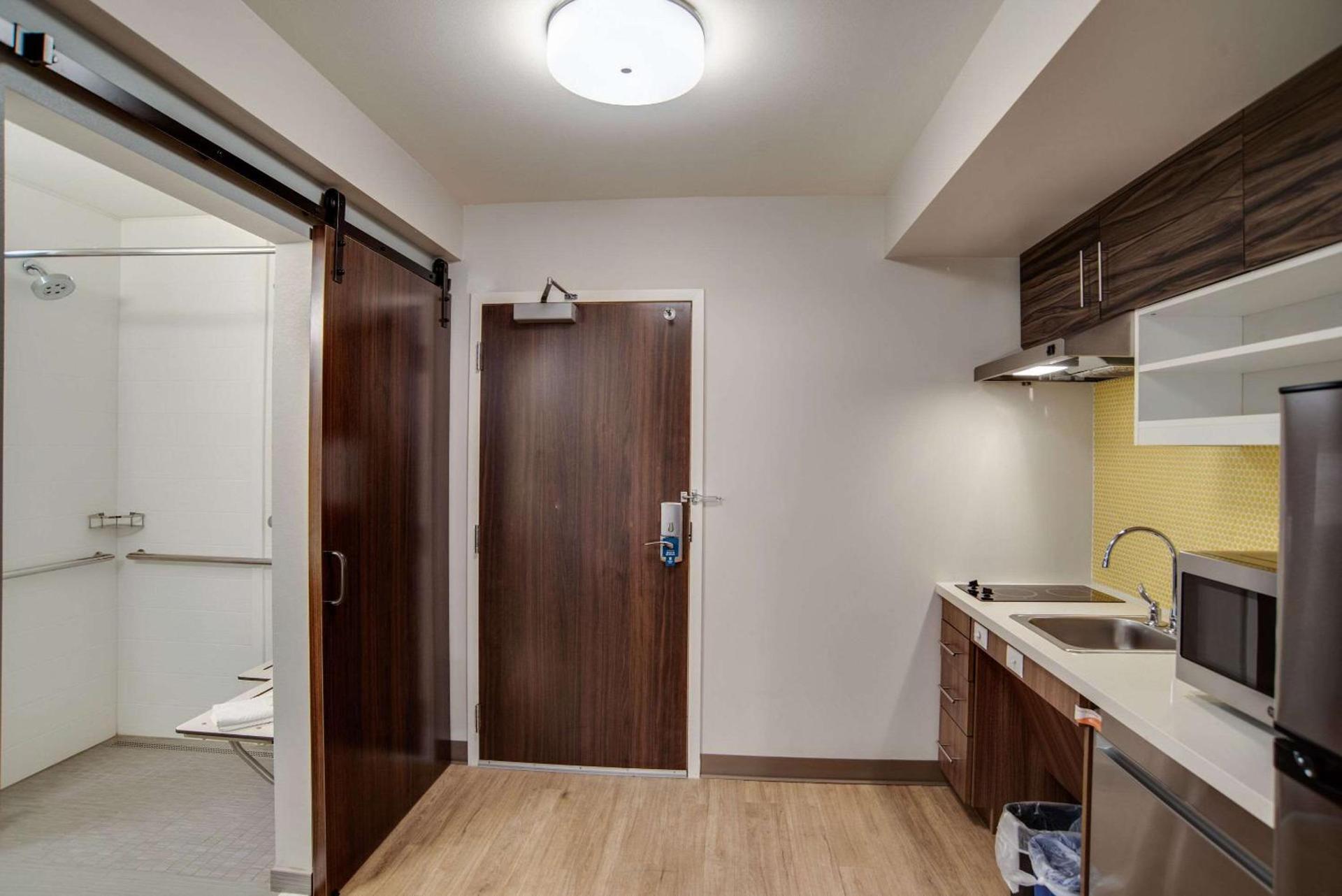 MainStay Suites Carlisle - Harrisburg photo 25