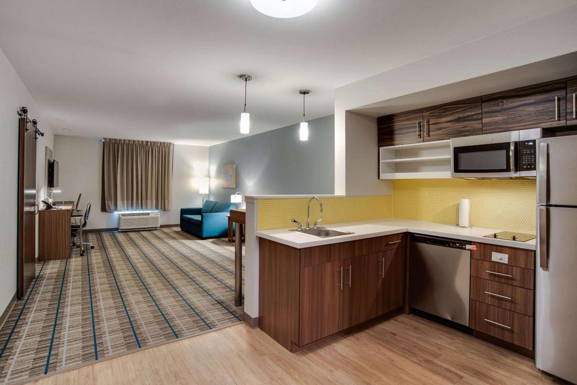 MainStay Suites Carlisle - Harrisburg photo 32