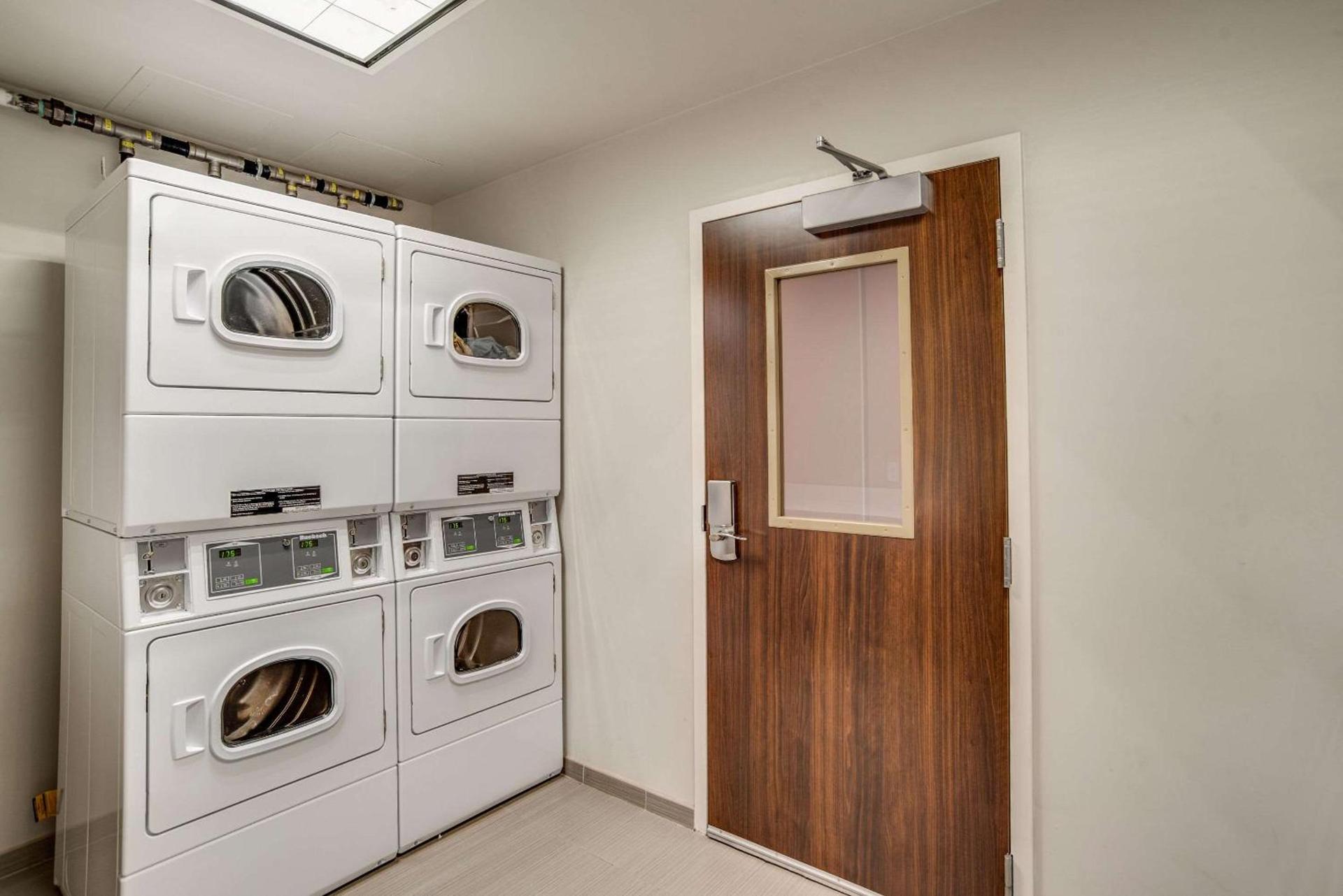 MainStay Suites Carlisle - Harrisburg photo 42