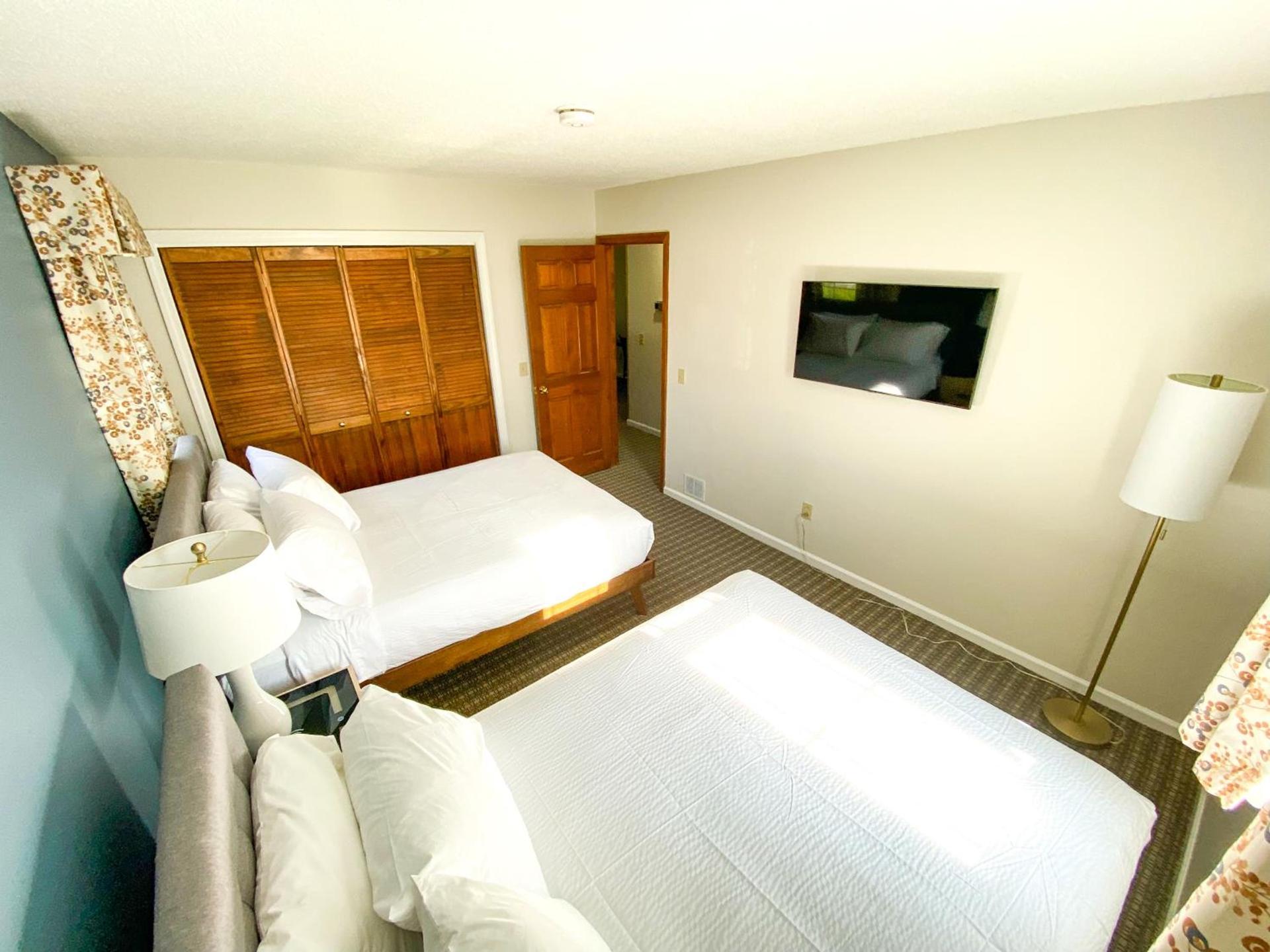 The Central Downtown Inn Suites photo 38