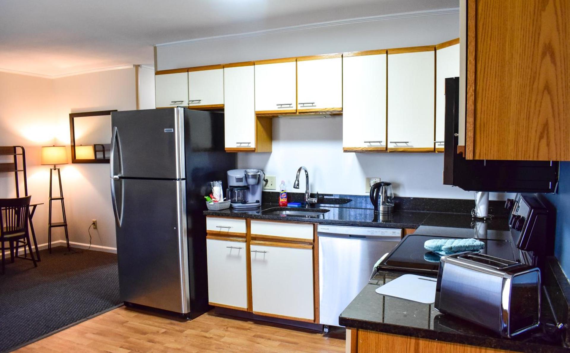 The Central Downtown Inn Suites photo 30