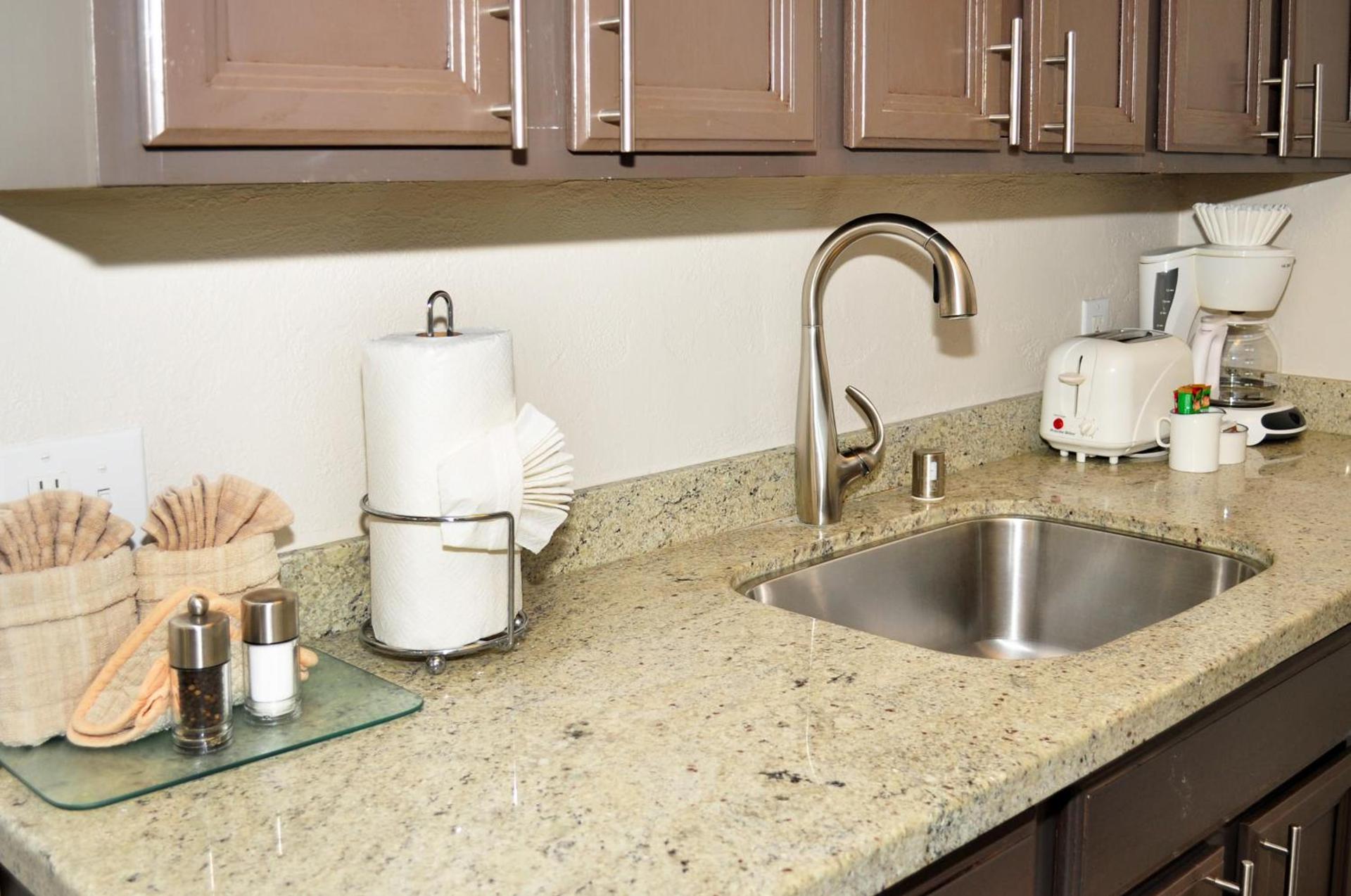 Laguna Shores Studio Suites photo 15