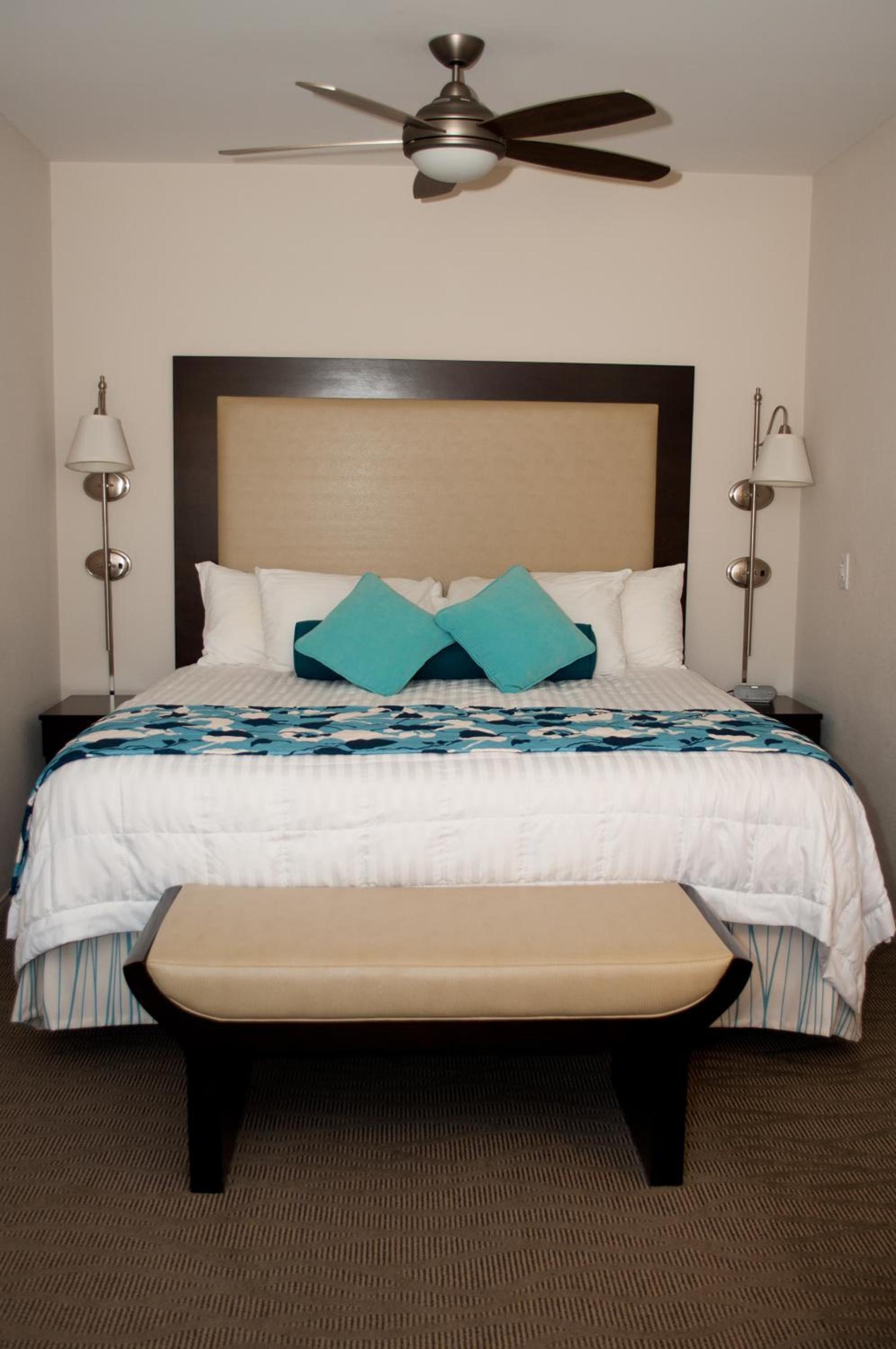 Laguna Shores Studio Suites photo 10