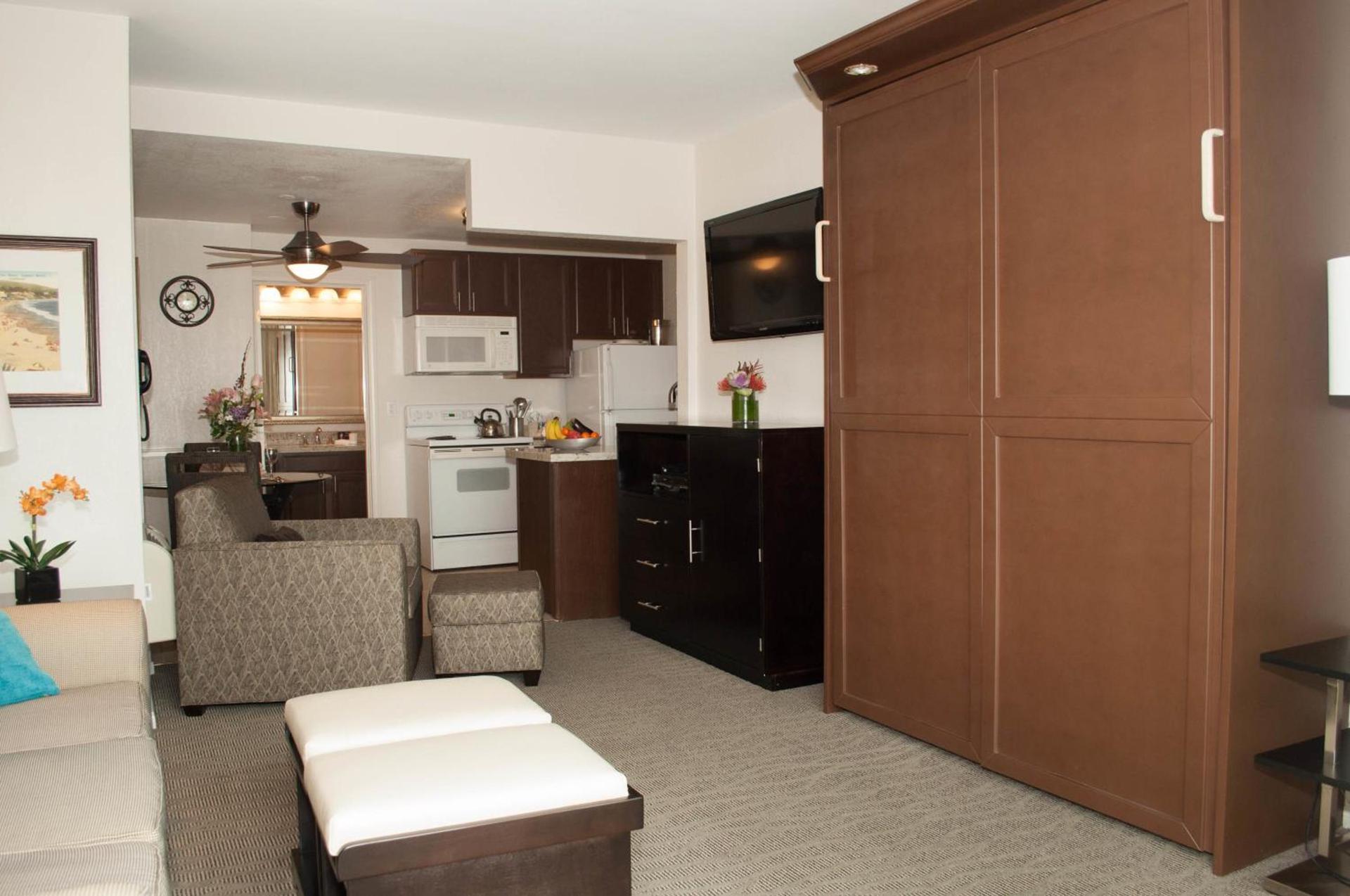 Laguna Shores Studio Suites photo 20