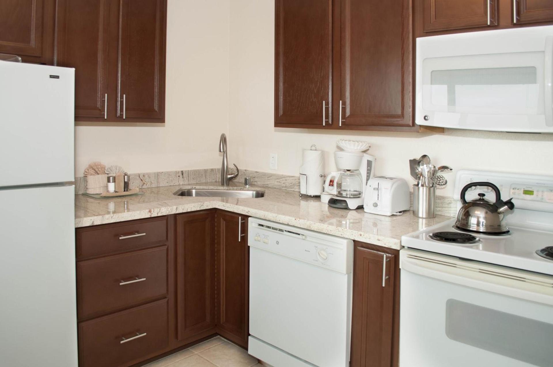 Laguna Shores Studio Suites photo 30