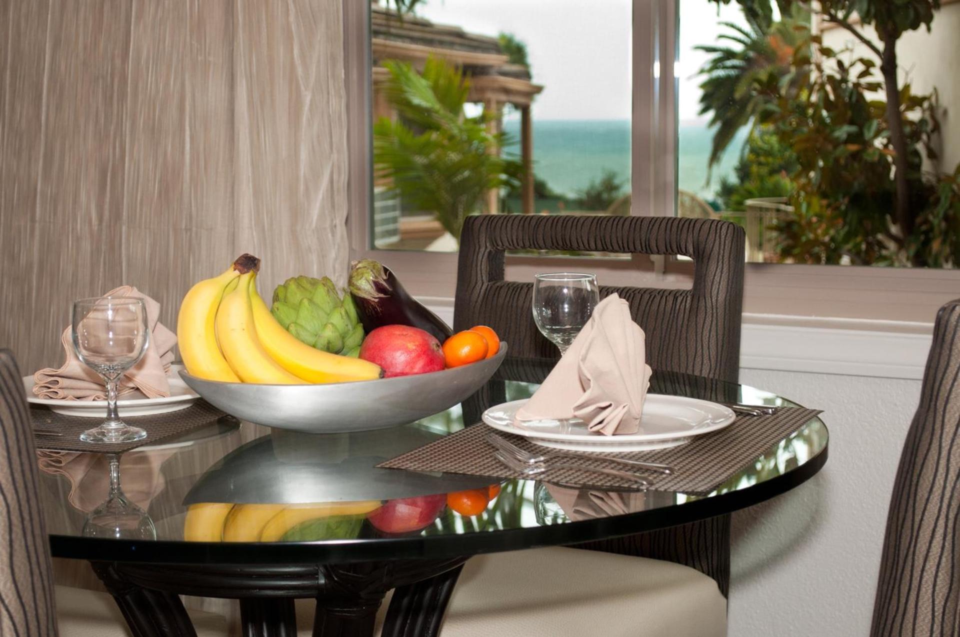 Laguna Shores Studio Suites photo 27