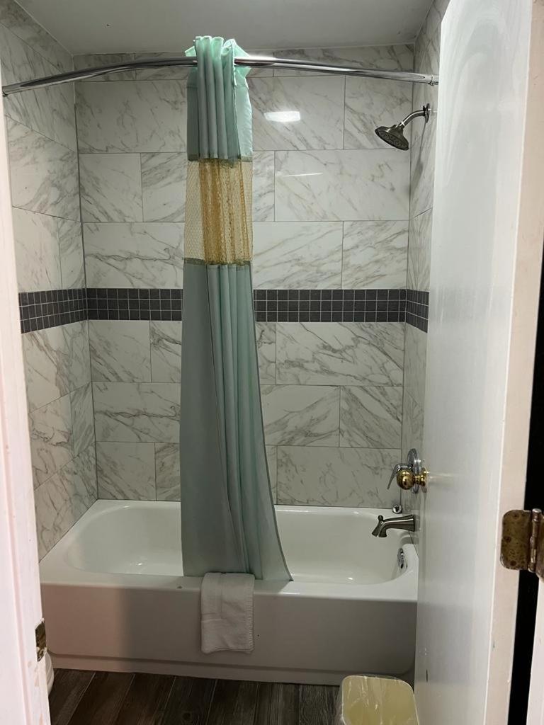 Keywest Inn - Tuscumbia - Muscle Shoals photo 24