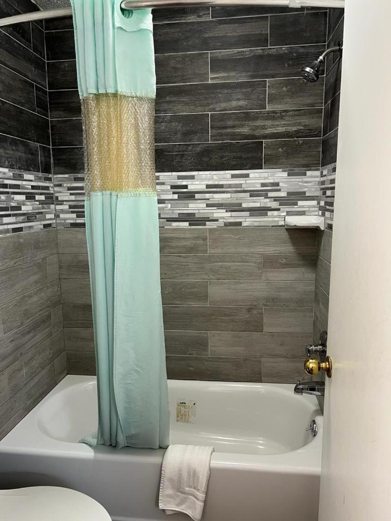 Keywest Inn - Tuscumbia - Muscle Shoals photo 10