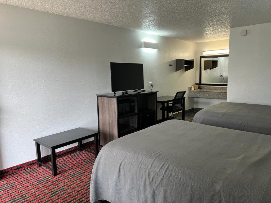 Keywest Inn - Tuscumbia - Muscle Shoals photo 15