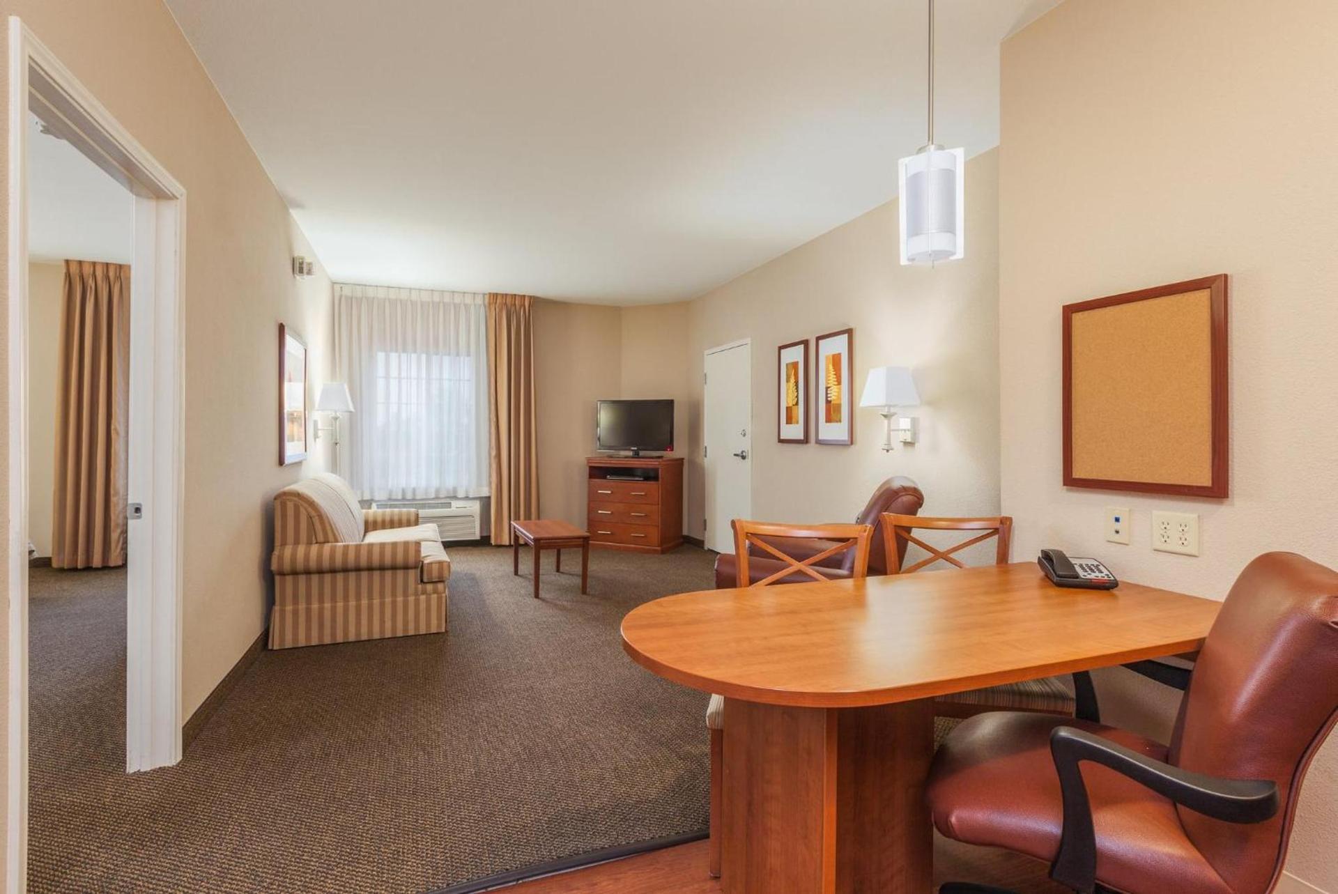 Candlewood Suites Houston I-10 East by IHG photo 32