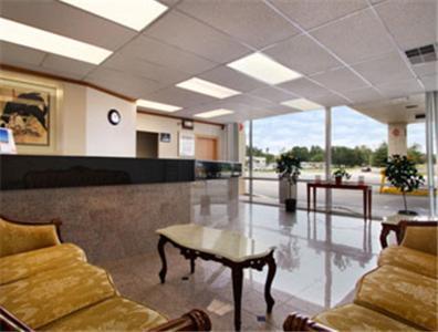 Super 8 by Wyndham Dover photo 3