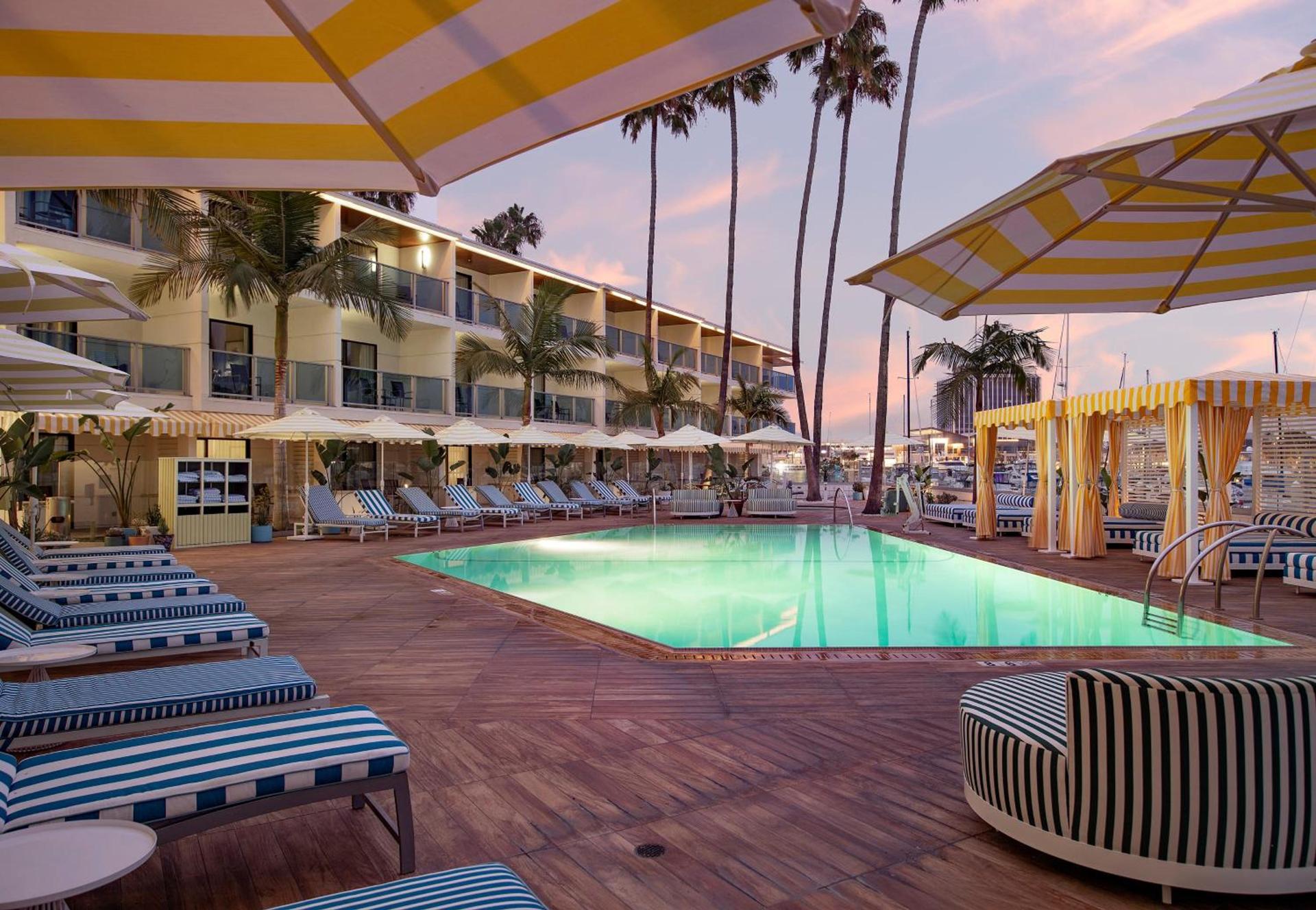 Marina del Rey Hotel photo 31