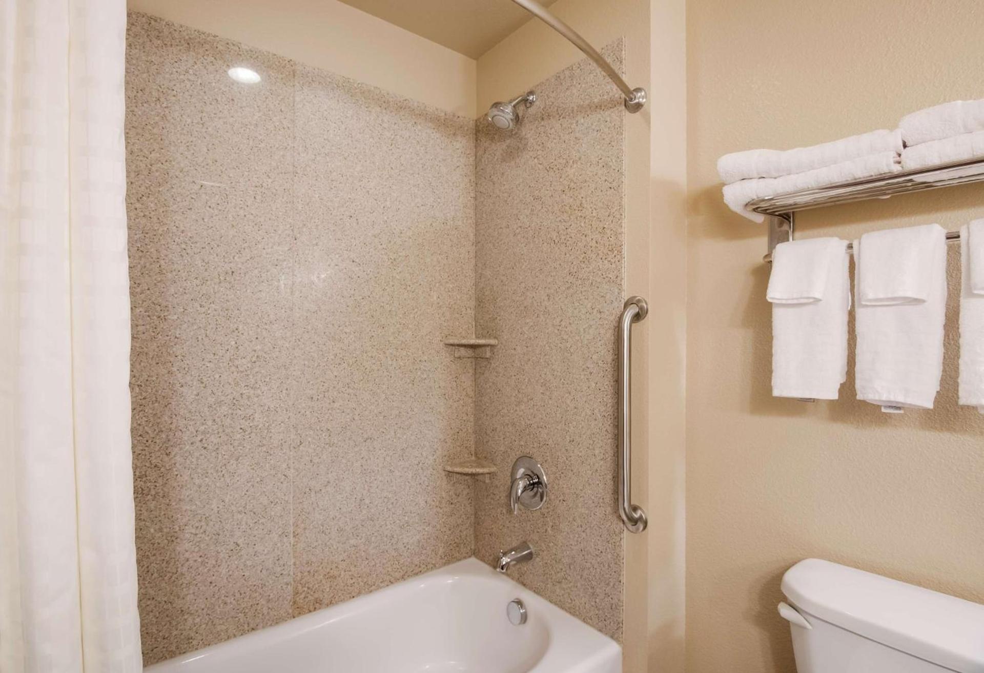 Best Western Shelby Inn & Suites photo 24