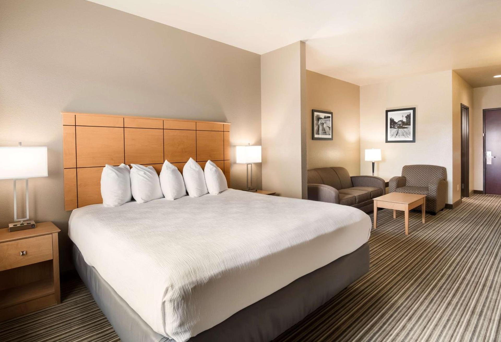 Best Western Shelby Inn & Suites photo 11