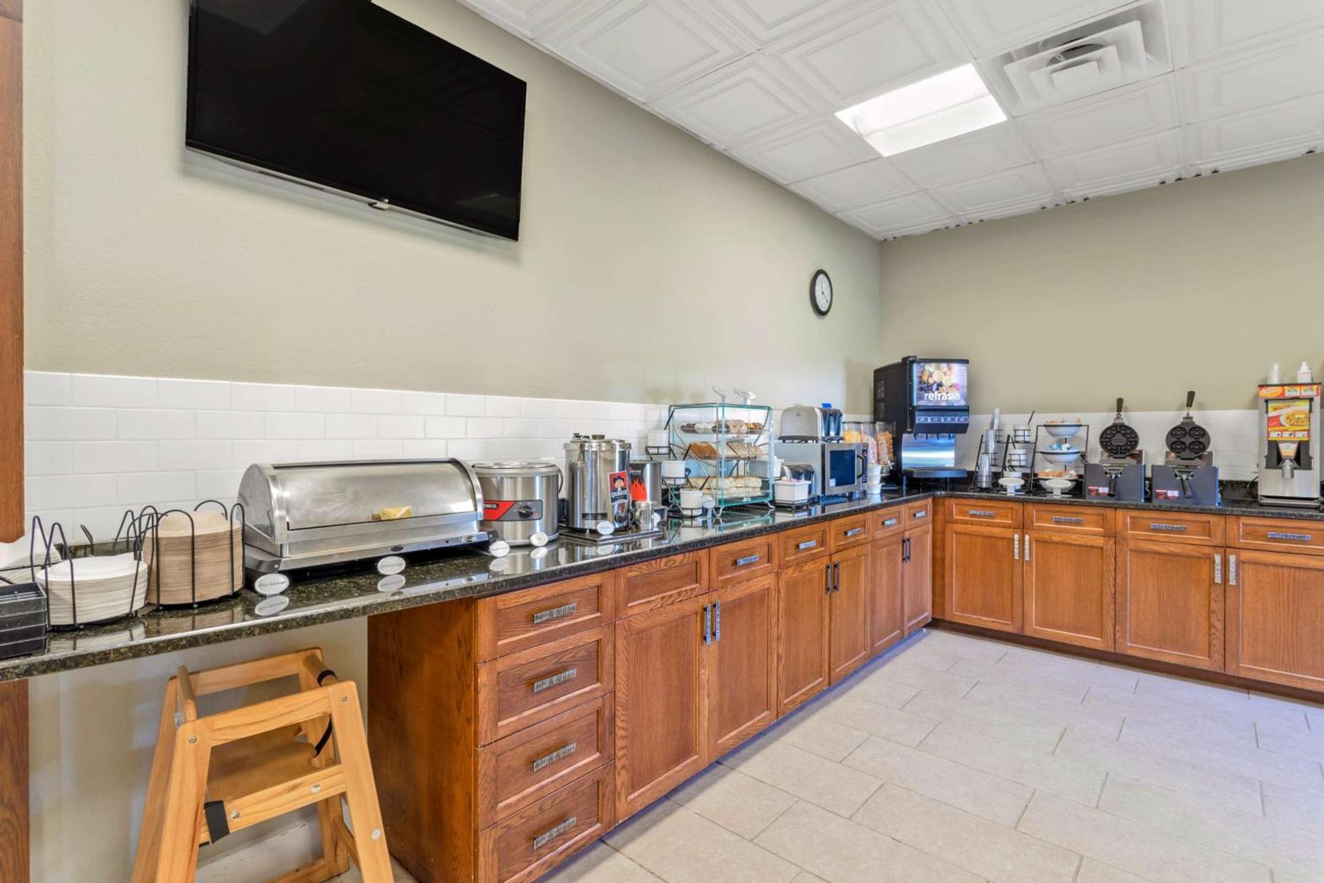 Best Western Hendersonville Inn photo 25