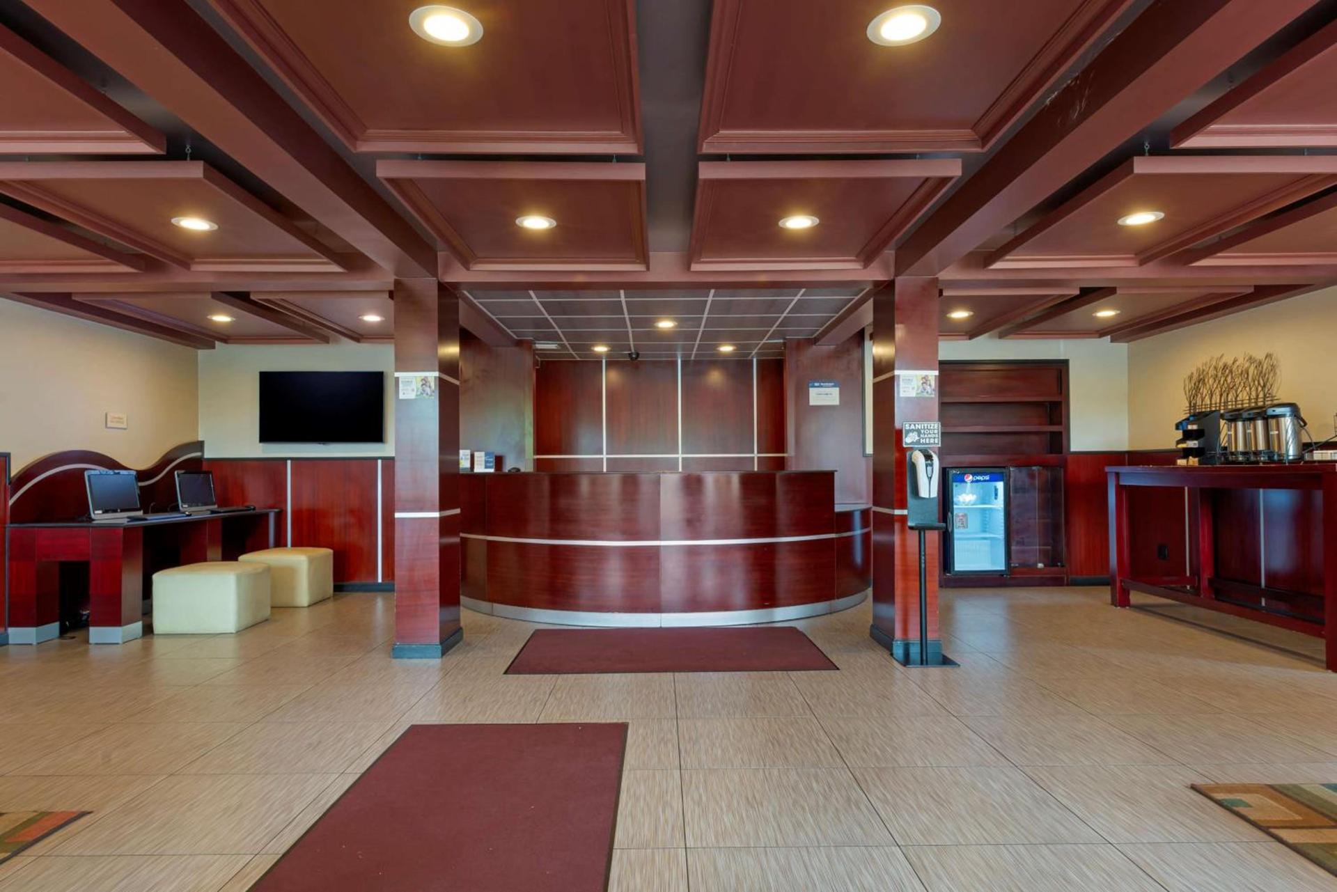 BEST WESTERN PLUS Poconos photo 10