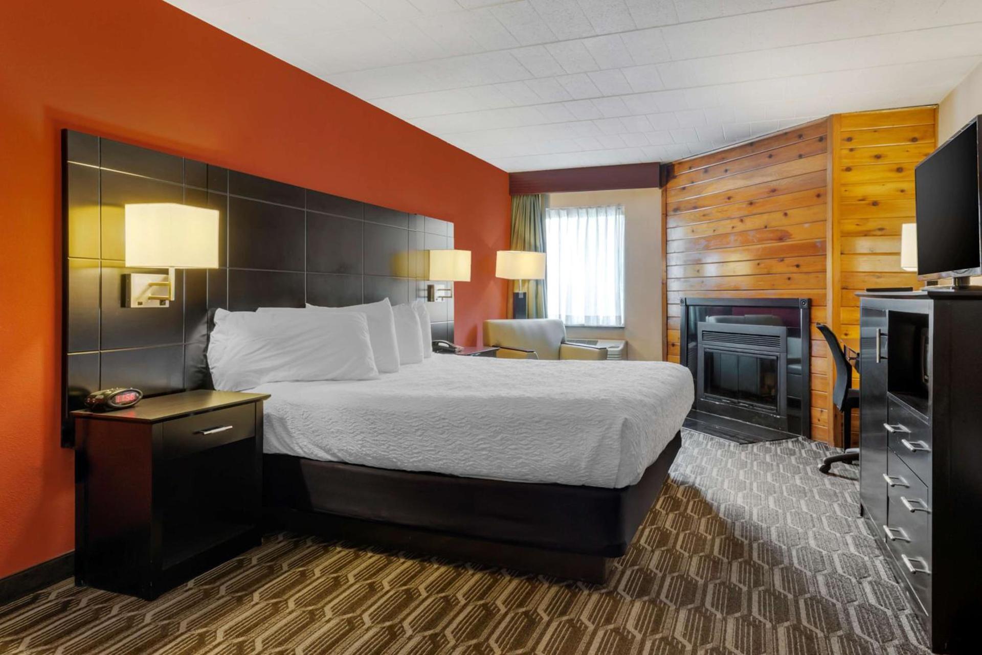 BEST WESTERN PLUS Poconos photo 27