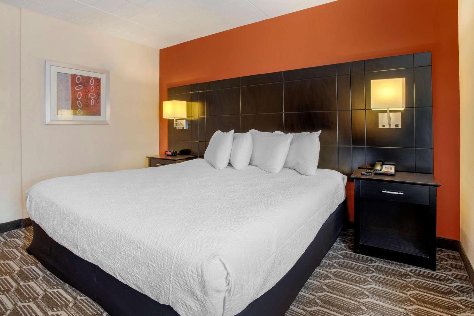 BEST WESTERN PLUS Poconos photo 15
