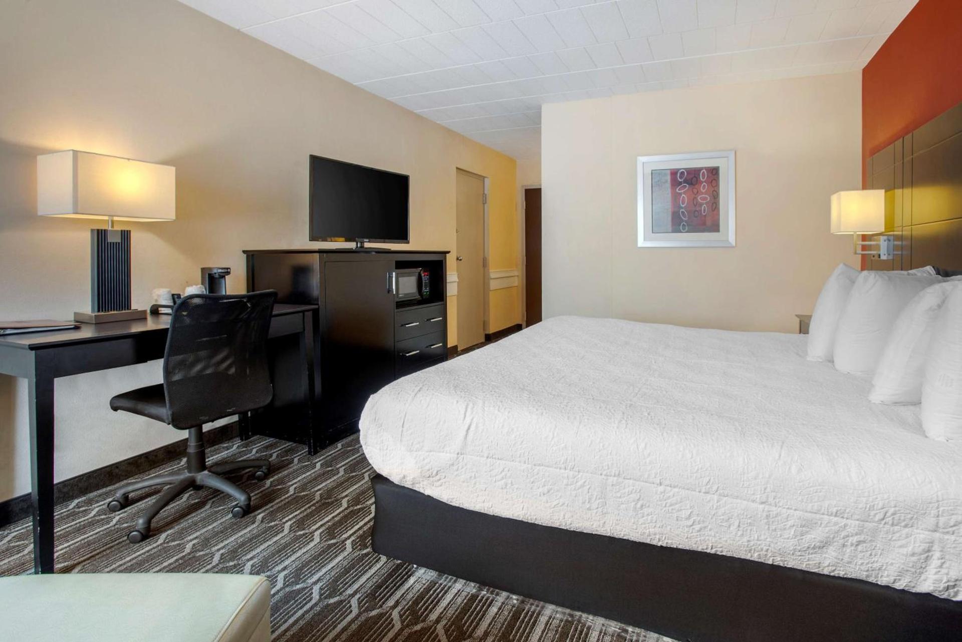 BEST WESTERN PLUS Poconos photo 16