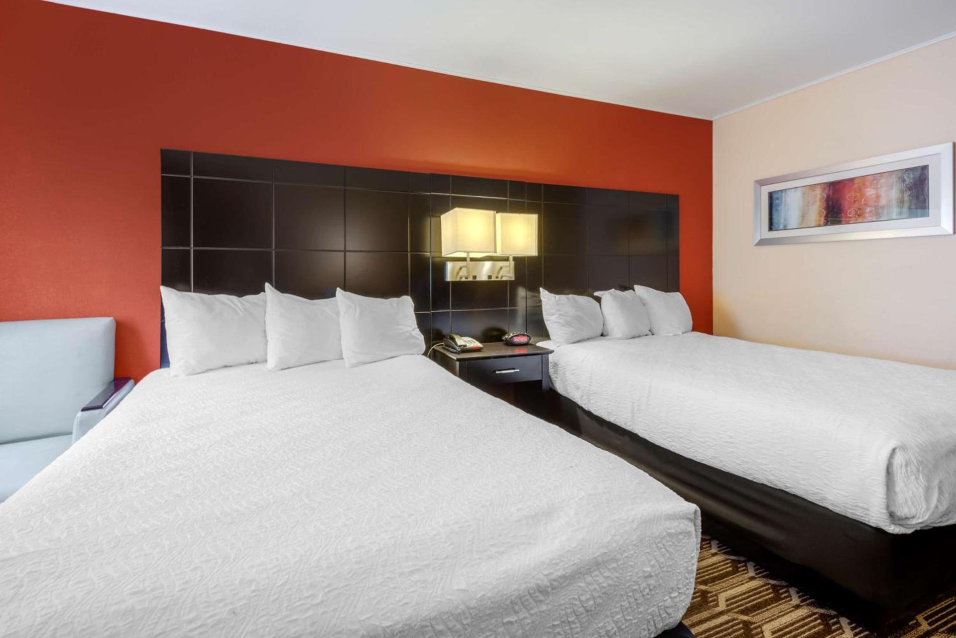 BEST WESTERN PLUS Poconos photo 17